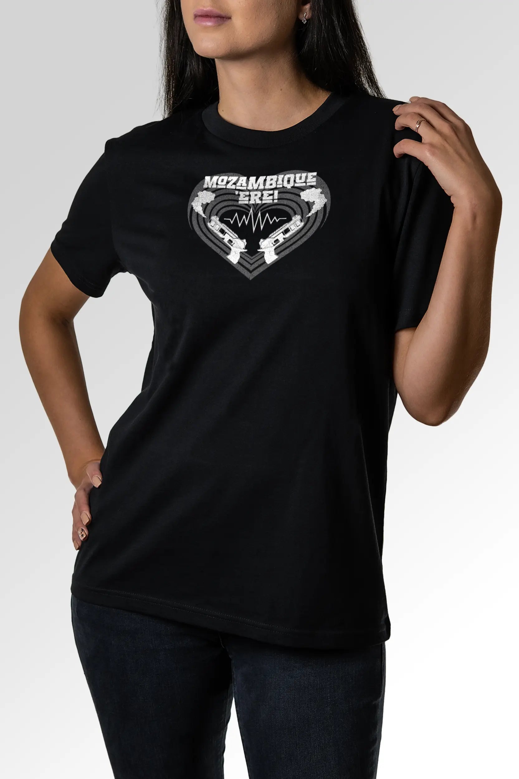 Vorschau des Organic Unisex T-Shirts von Maondo mit dem Design Mozambique ere in der Farbe Black