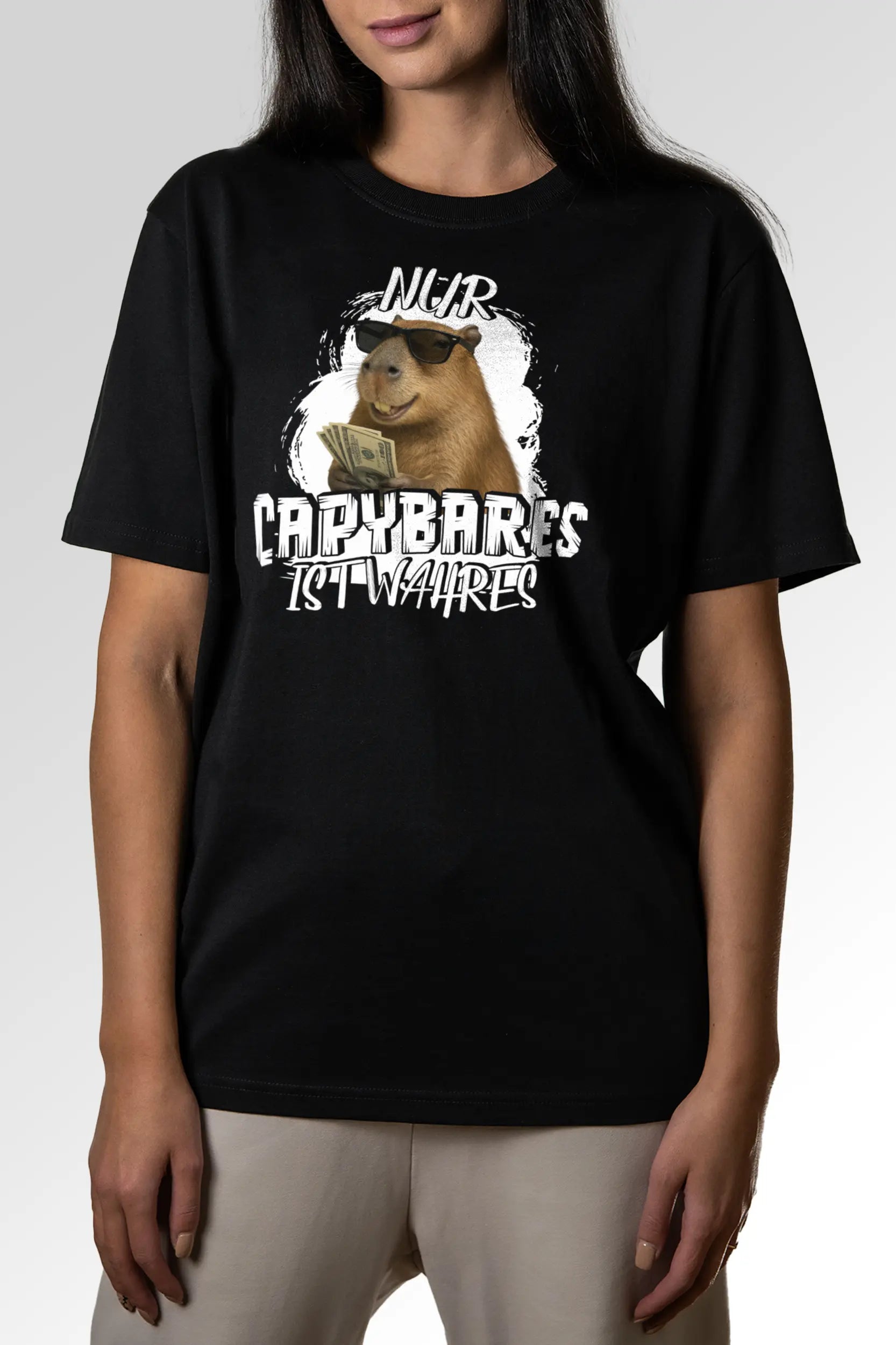 Vorschau des Organic Unisex T-Shirts von Maondo mit dem Design Capybares in der Farbe Black