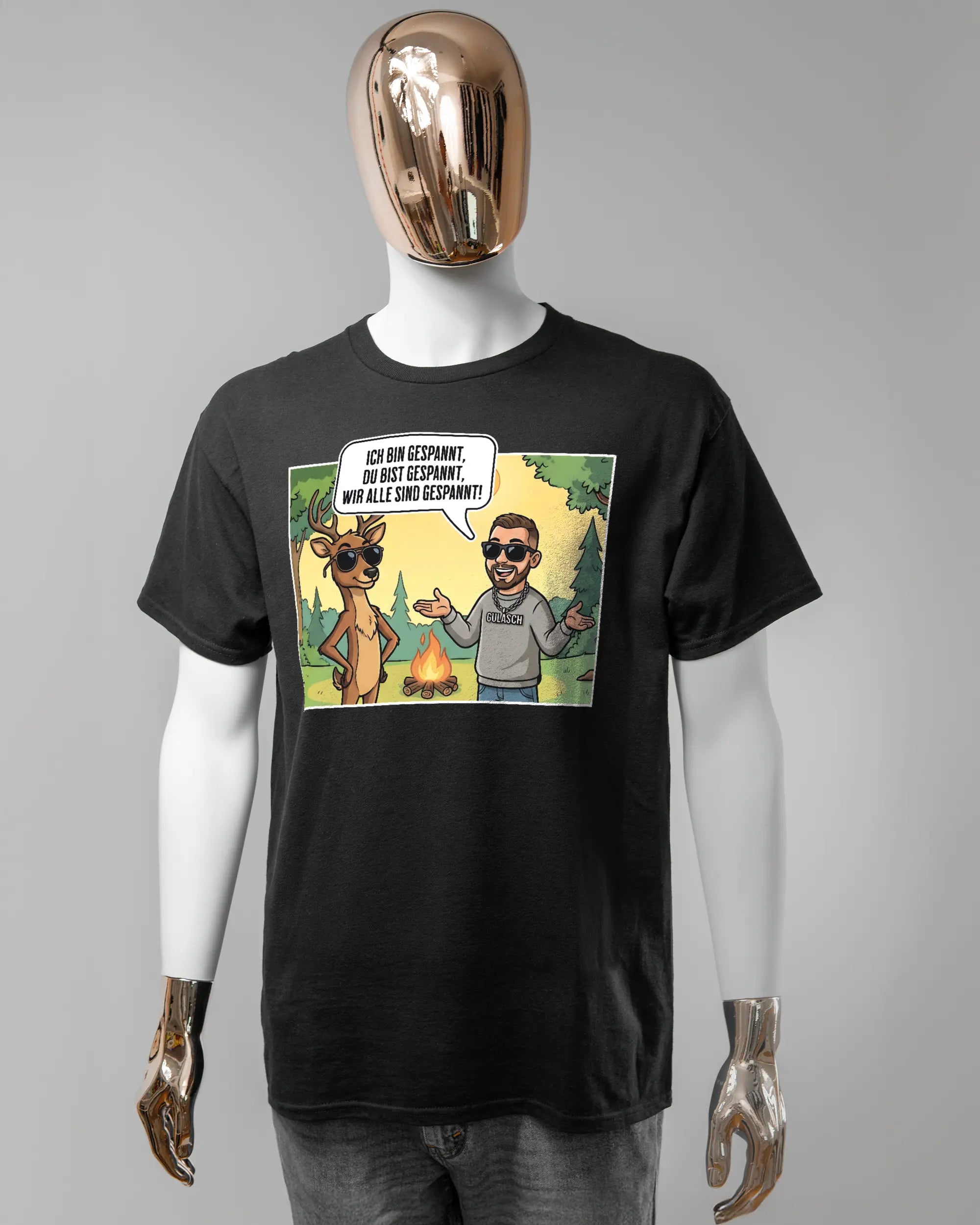 Vorderseite des Basic Unisex T-Shirt Regular von Maondo mit dem Design Vollspannung in der Farbe Black und in der Größe L getragen von einer maskulinen Puppe