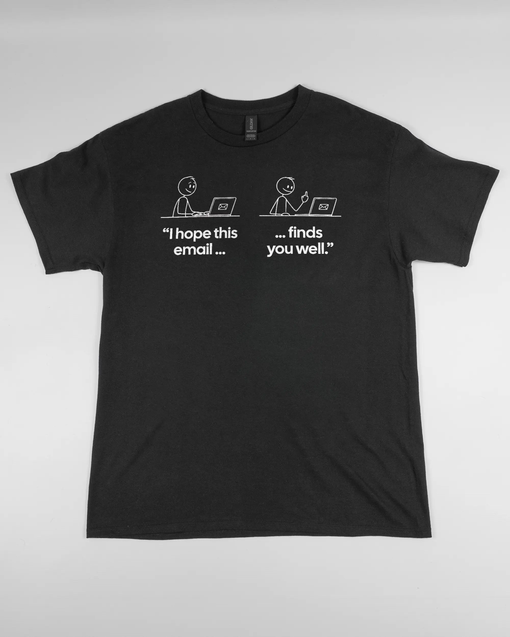 Vorderseite des Basic Unisex T-Shirt Regular von Maondo mit dem Design Found me not well in der Farbe Black und in der Größe L flach auf den Boden gelegt