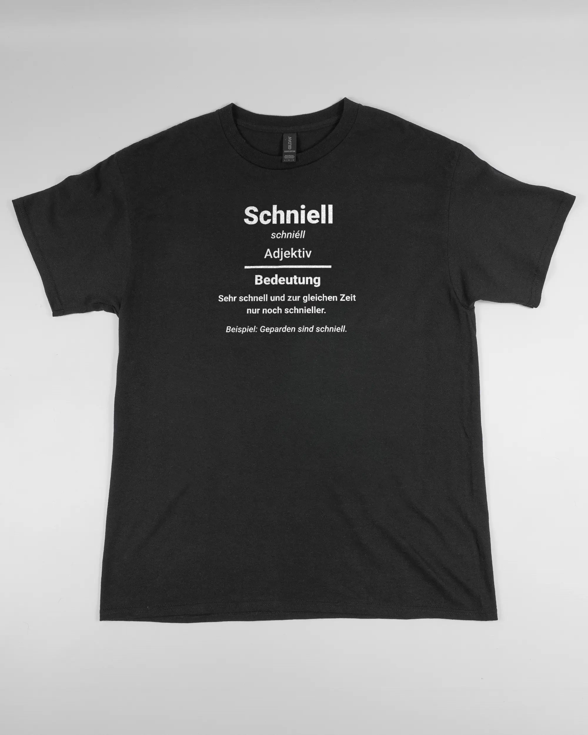 Vorderseite des Basic Unisex T-Shirt Regular von Maondo mit dem Design Schniell in der Farbe Black und in der Größe L flach auf den Boden gelegt