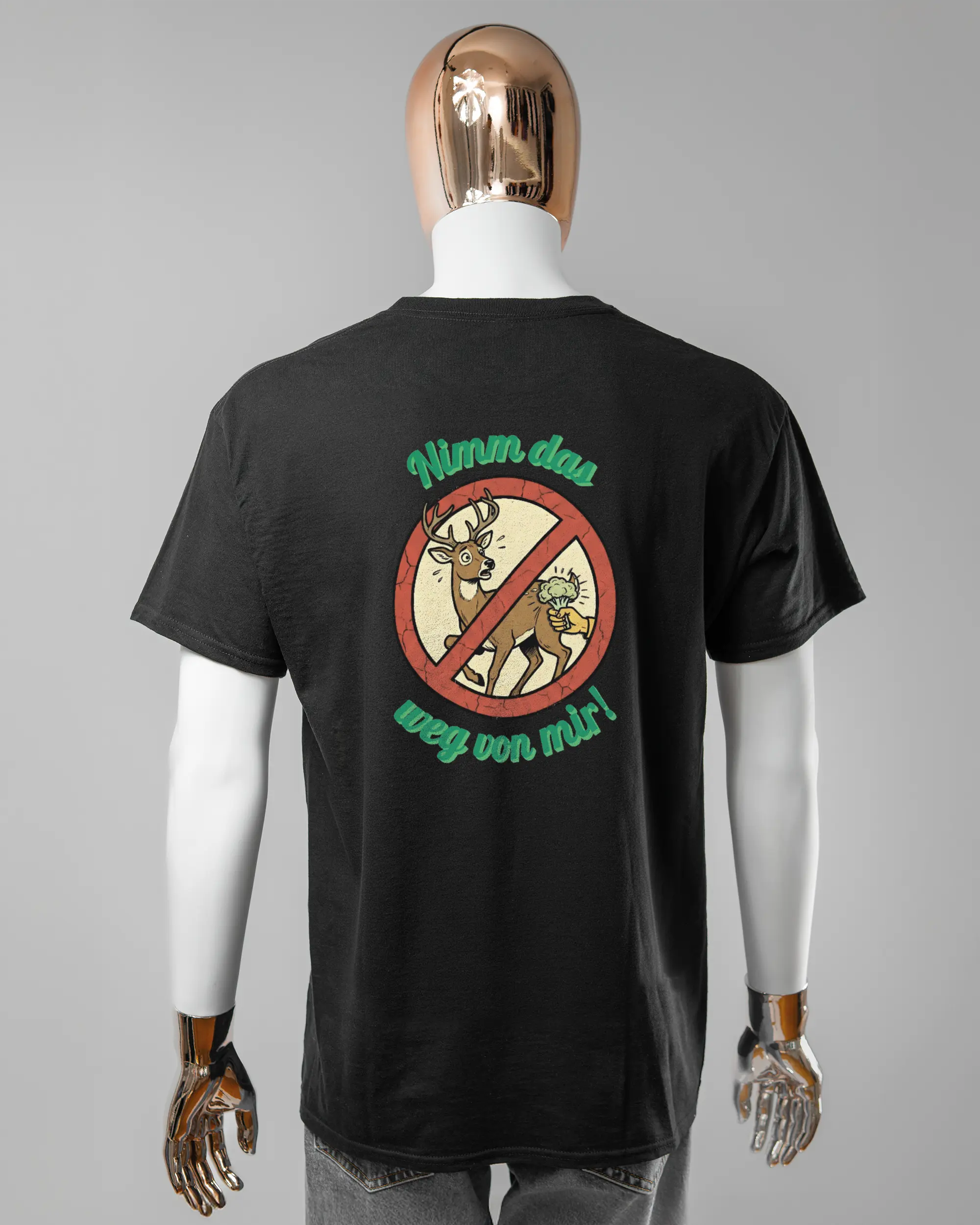 Rückseite des Basic Unisex T-Shirt Regular von Maondo mit dem Design Reh weg in der Farbe Black und in der Größe L getragen von einer maskulinen Puppe