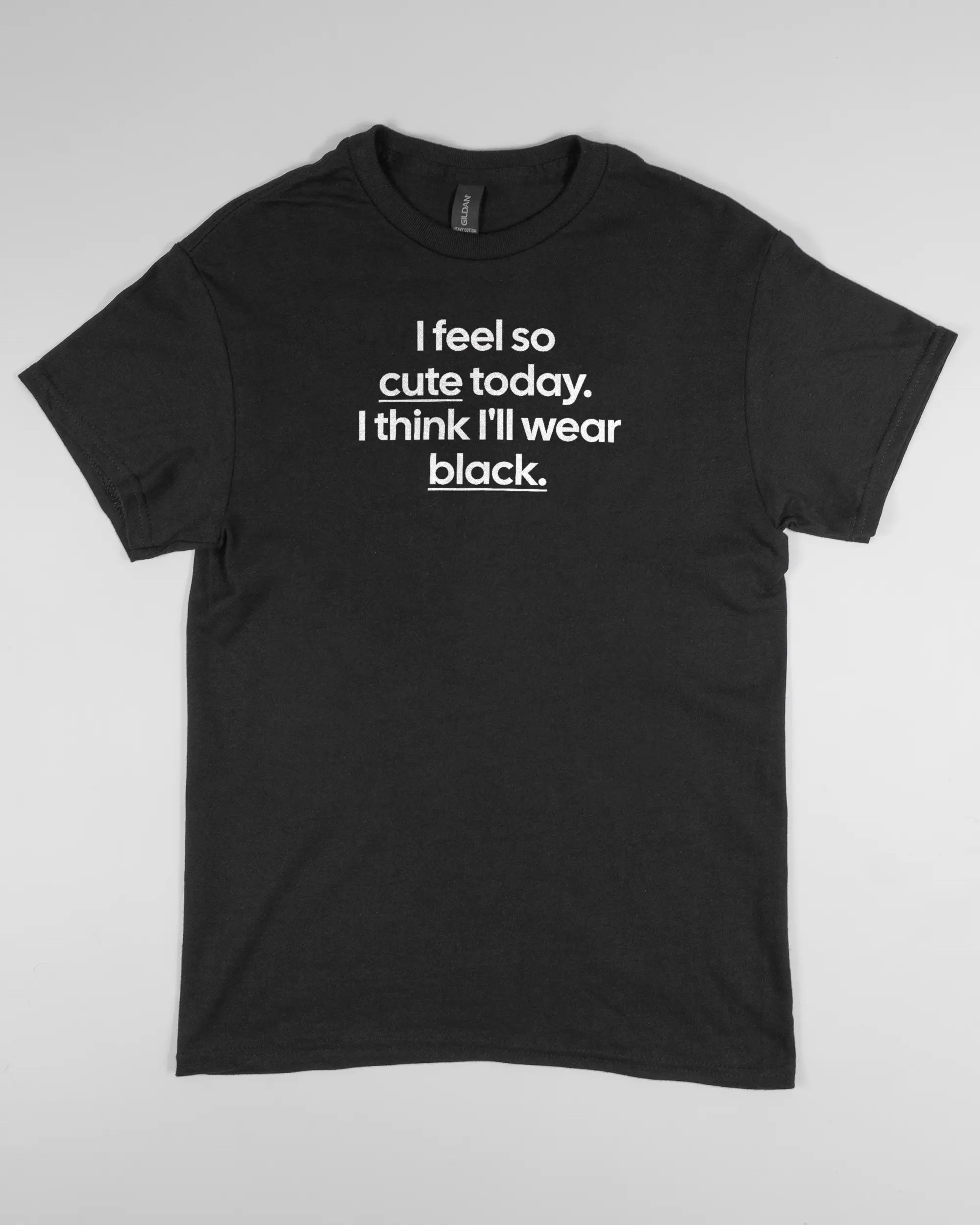 Vorderseite des Basic Unisex T-Shirt Regular von Maondo mit dem Design Colorful Day in der Farbe Black und in der Größe S flach auf den Boden gelegt