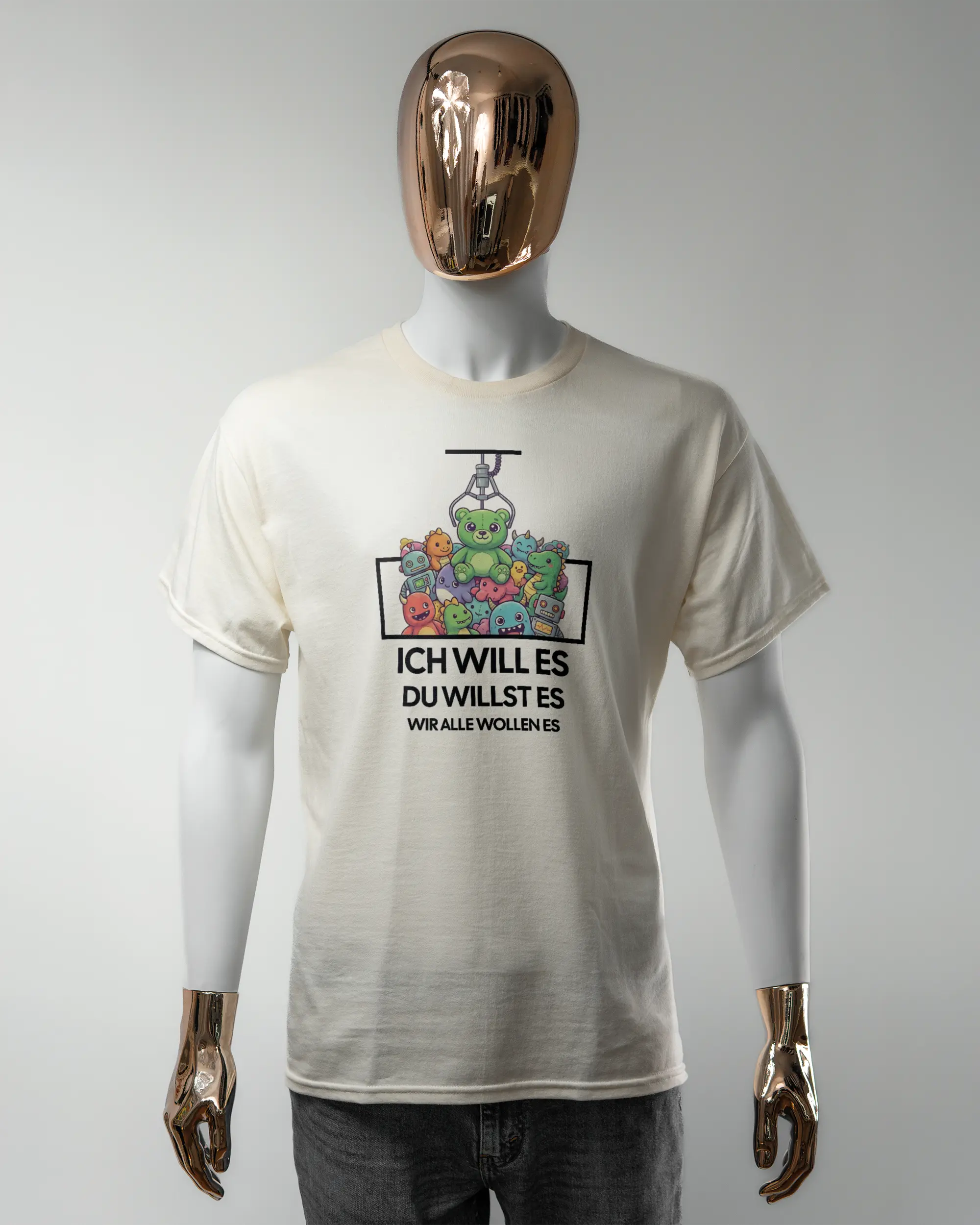 Vorderseite des Basic Unisex T-Shirt Regular von Maondo mit dem Design Will Stofftier in der Farbe White und in der Größe L getragen von einer maskulinen Puppe