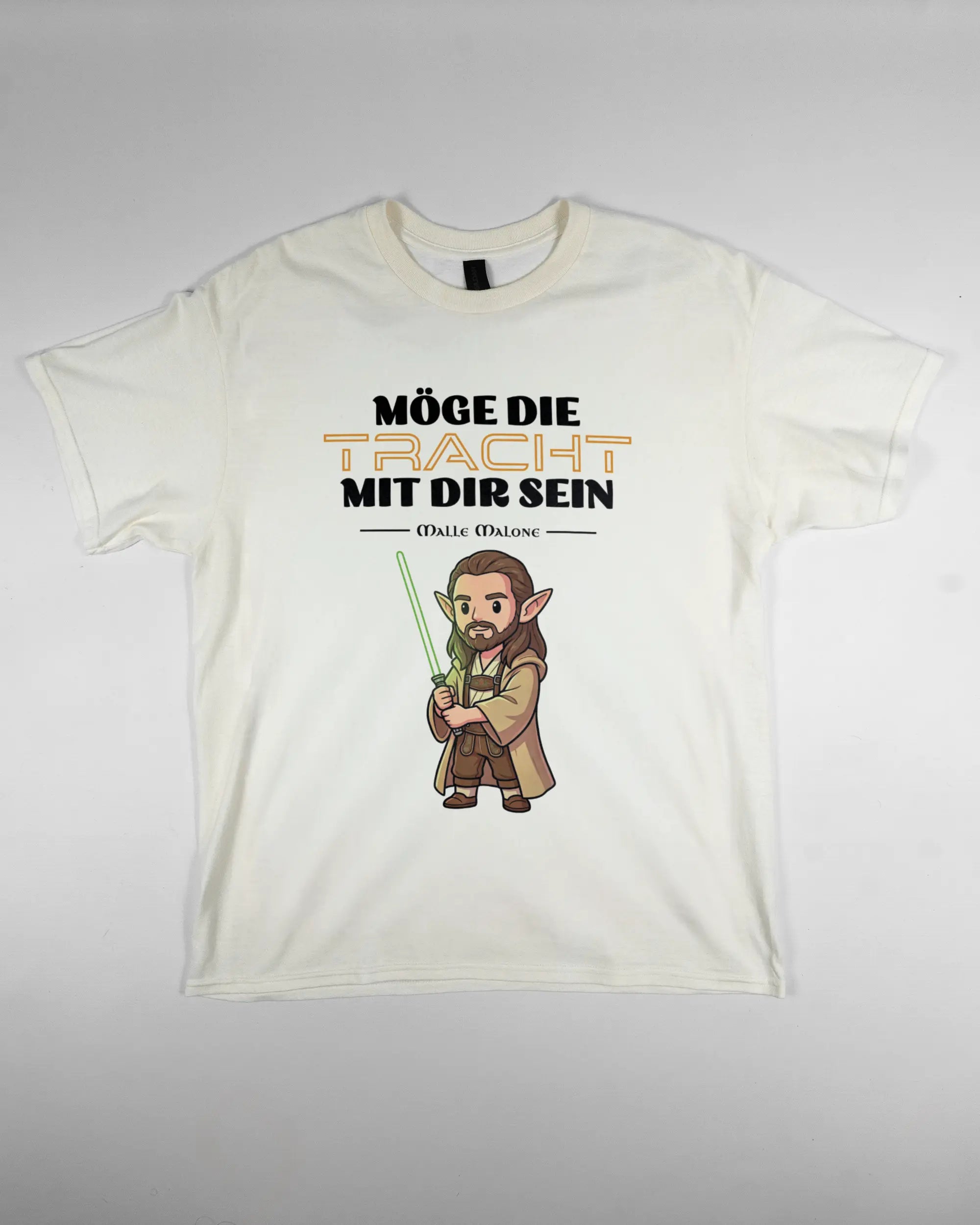 Vorderseite des Basic Unisex T-Shirt Regular von Maondo mit dem Design Tracht mit dir in der Farbe White und in der Größe L flach auf den Boden gelegt