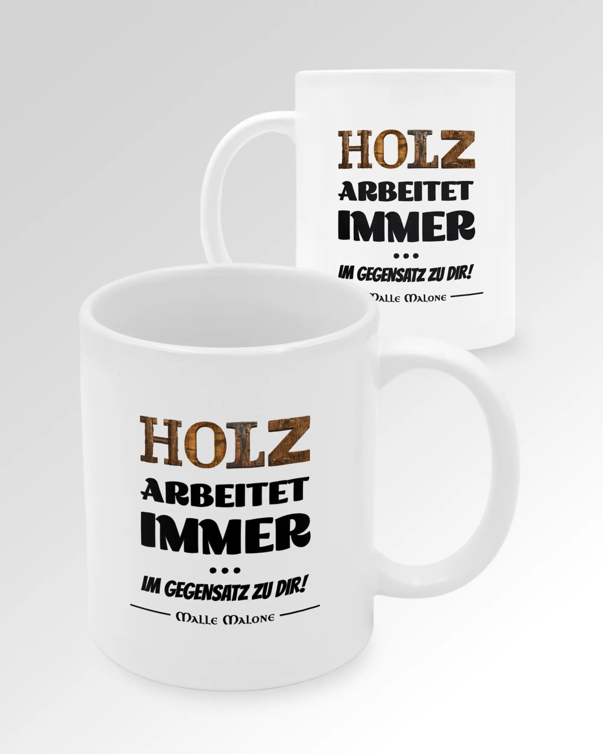 Seitenansicht der beidseitig bedruckten Keramiktasse von Maondo mit dem Design Holzarbeit in der Farbe White