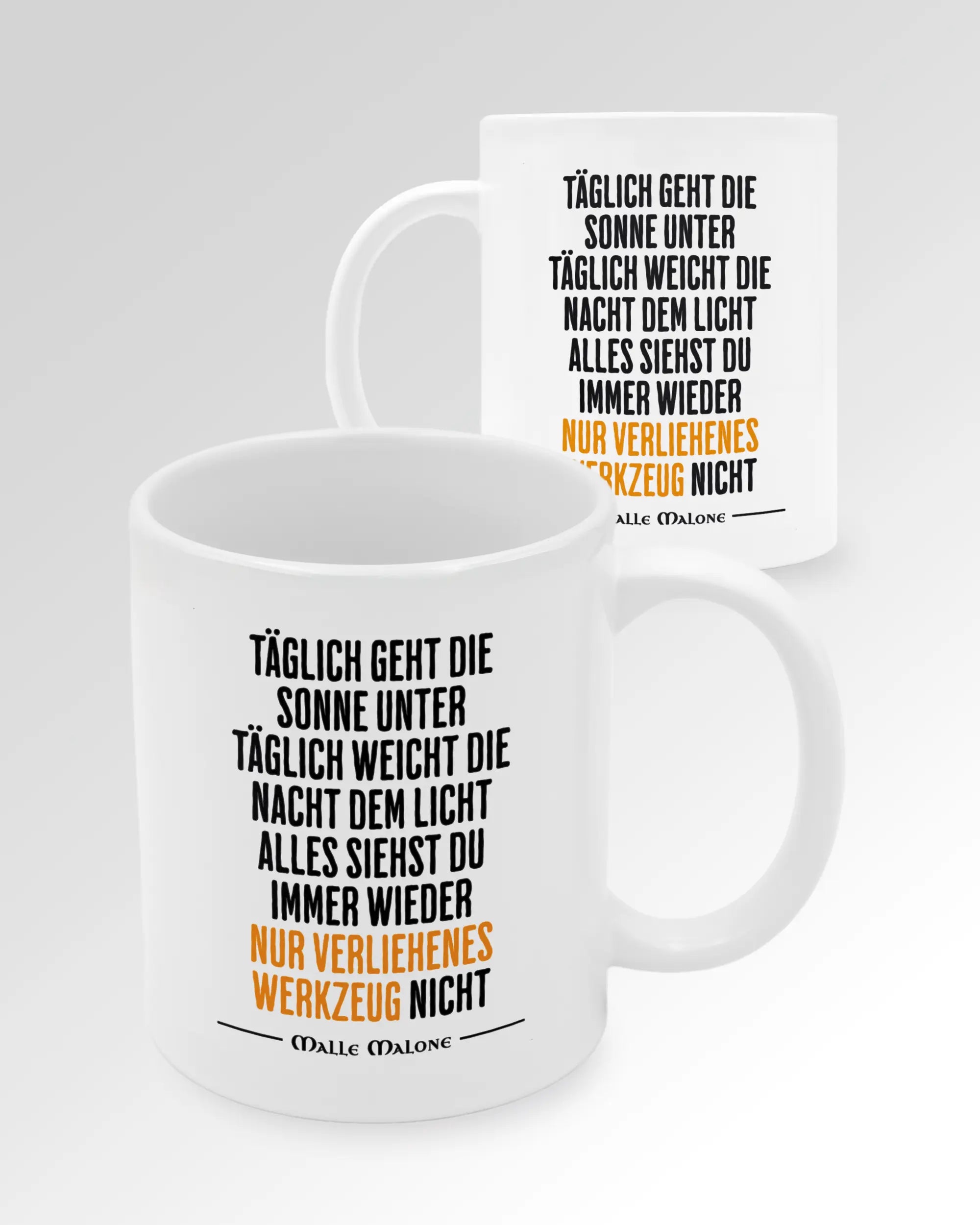 Seitenansicht der beidseitig bedruckten Keramiktasse von Maondo mit dem Design Wegzeug in der Farbe White