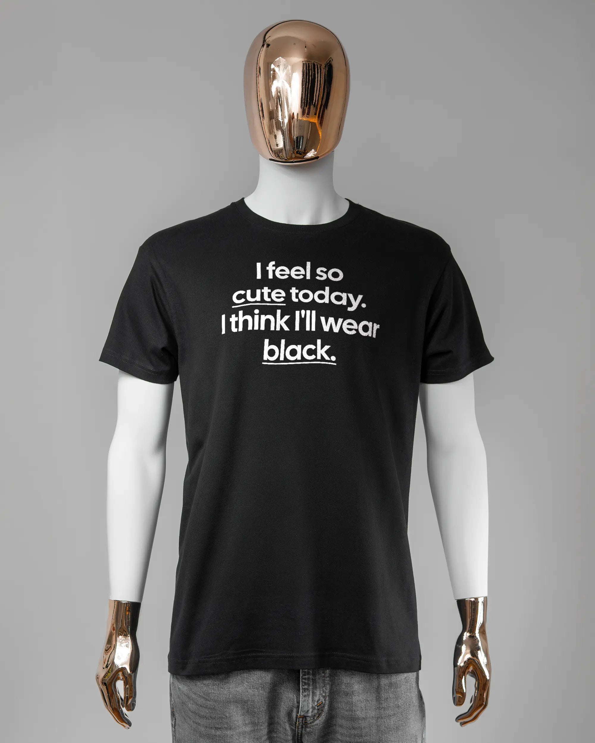 Vorderseite des Basic Unisex T-Shirt Slim von Maondo mit dem Design Colorful Day in der Farbe Black und in der Größe L getragen von einer maskulinen Puppe