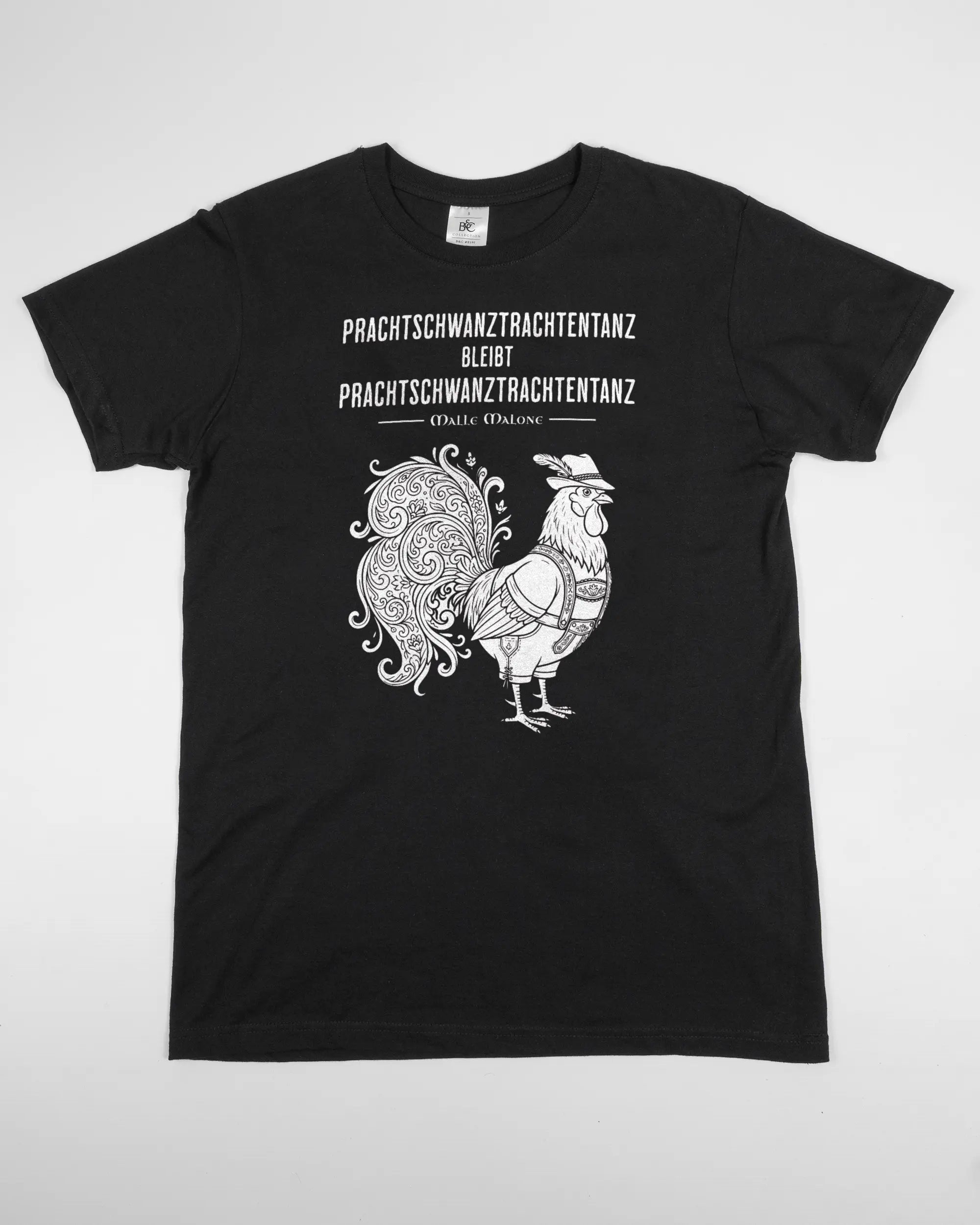 Vorderseite des Basic Unisex T-Shirt Soft von Maondo mit dem Design Trachtentanz in der Farbe Black und in der Größe S flach auf den Boden gelegt