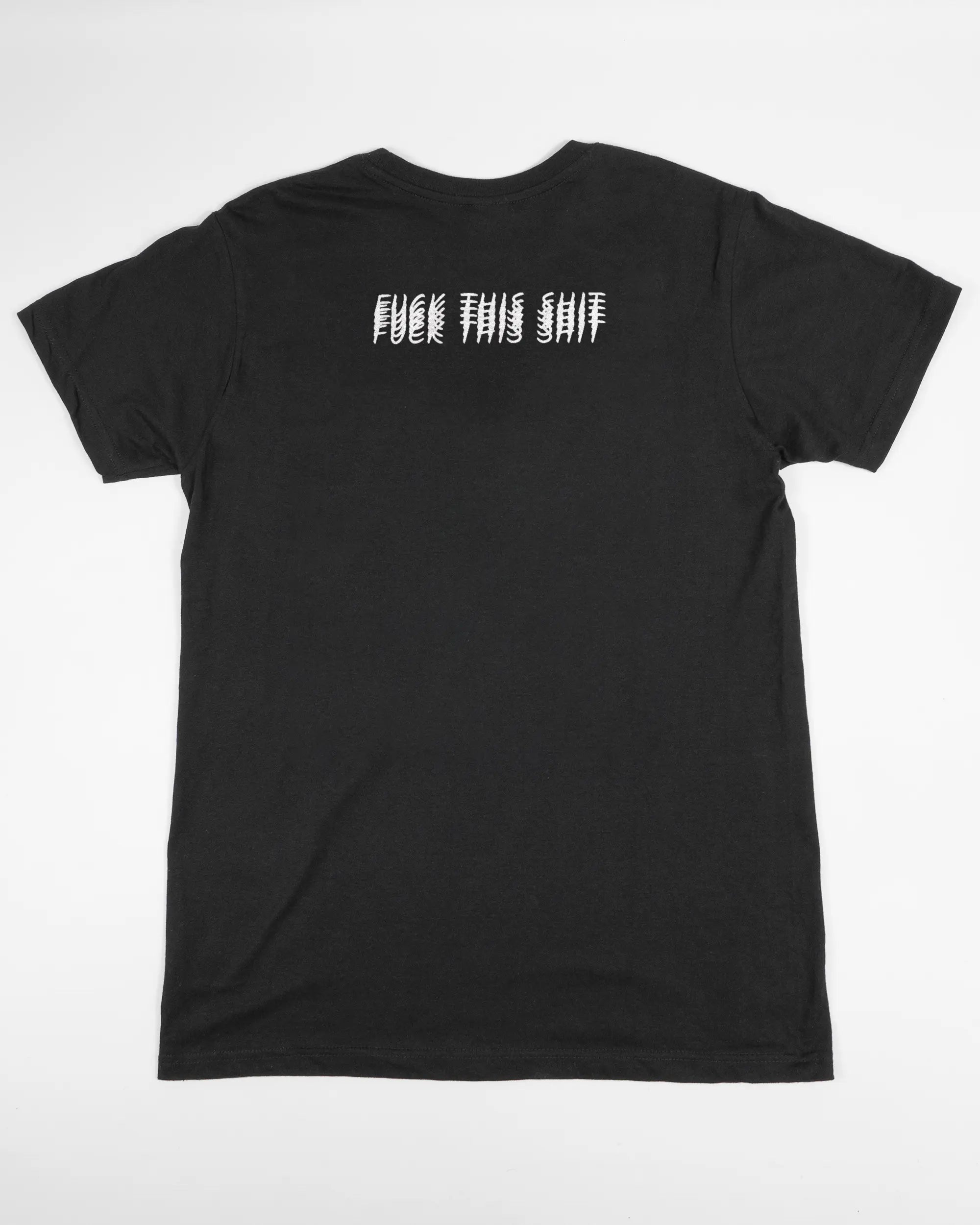 Rückseite des Basic Unisex T-Shirt Soft von Maondo mit dem Design Hidden Message in der Farbe Black und in der Größe S flach auf den Boden gelegt