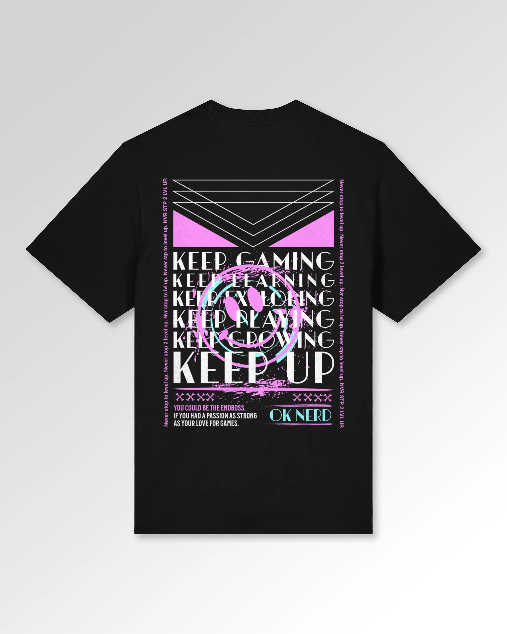 Packshot der sekundären Druckseite des Organic Unisex T-Shirts von Maondo im Relaxed Fit mit dem Design Nerd Engine in der Farbe Black