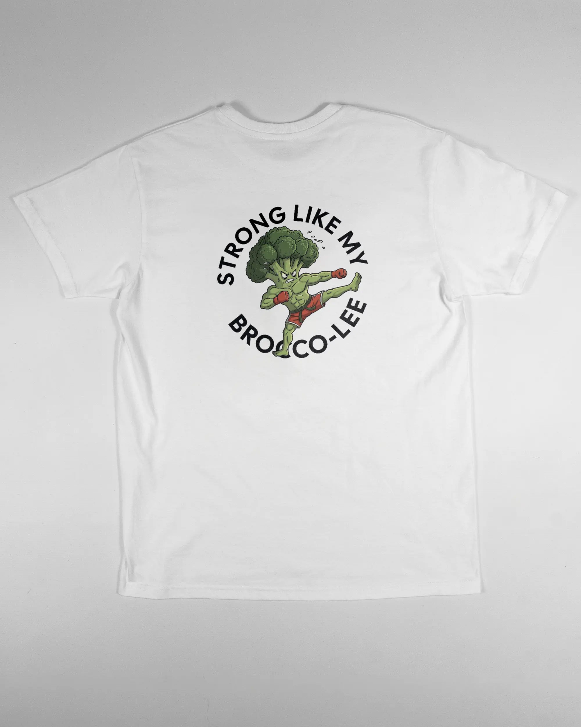 Rückseite des Basic Unisex T-Shirt Soft von Maondo mit dem Design Brocco-Lee in der Farbe White und in der Größe S flach auf den Boden gelegt