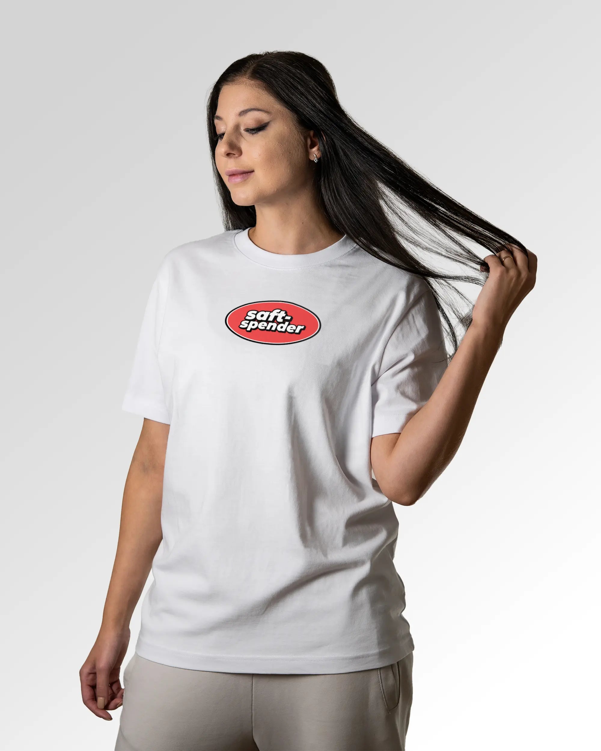 Sekundärer Modelshot der Druckseite des Organic Unisex T-Shirts von Maondo im Heavy Fit mit dem Design Saftspender in der Farbe White