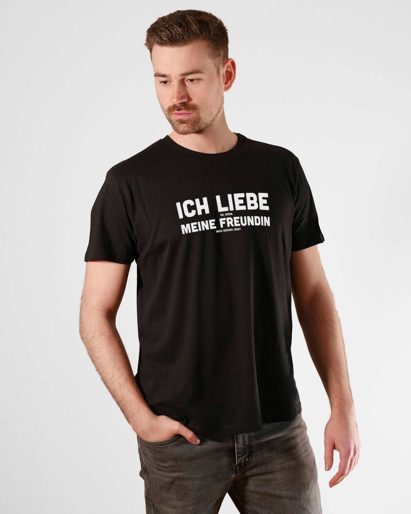 Ich liebe es, wenn meine Freundin mich zocken lässt | 3-Style T-Shirt