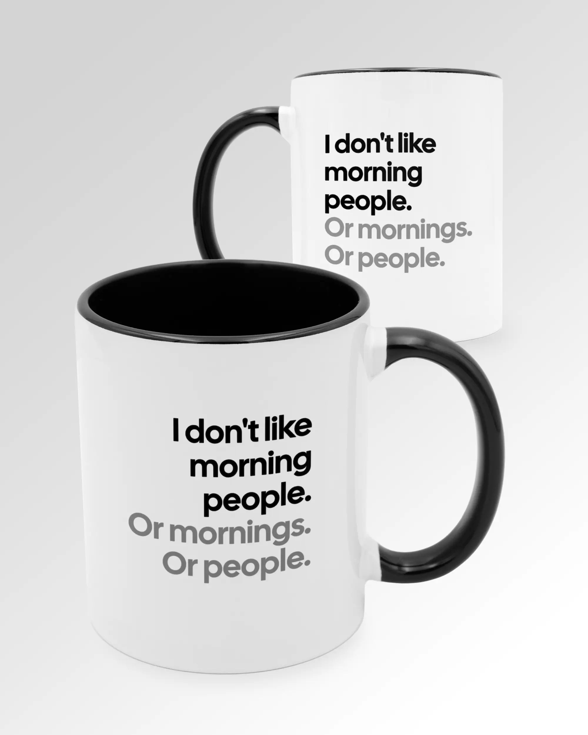 Seitenansicht der beidseitig bedruckten Keramiktasse von Maondo mit dem Design Morning Person in der Farbe Duotone