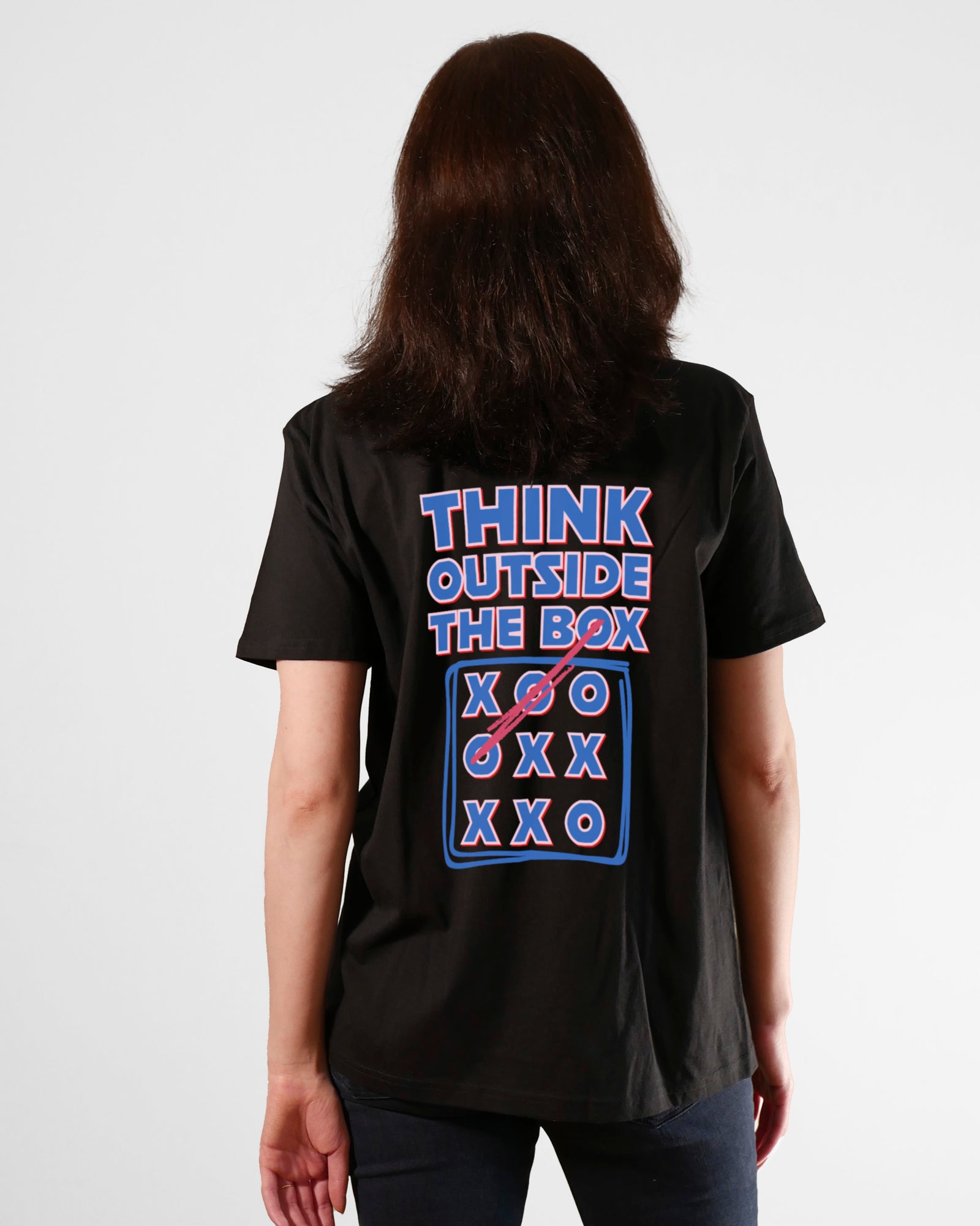 Think outside the box | 3-Style T-Shirt