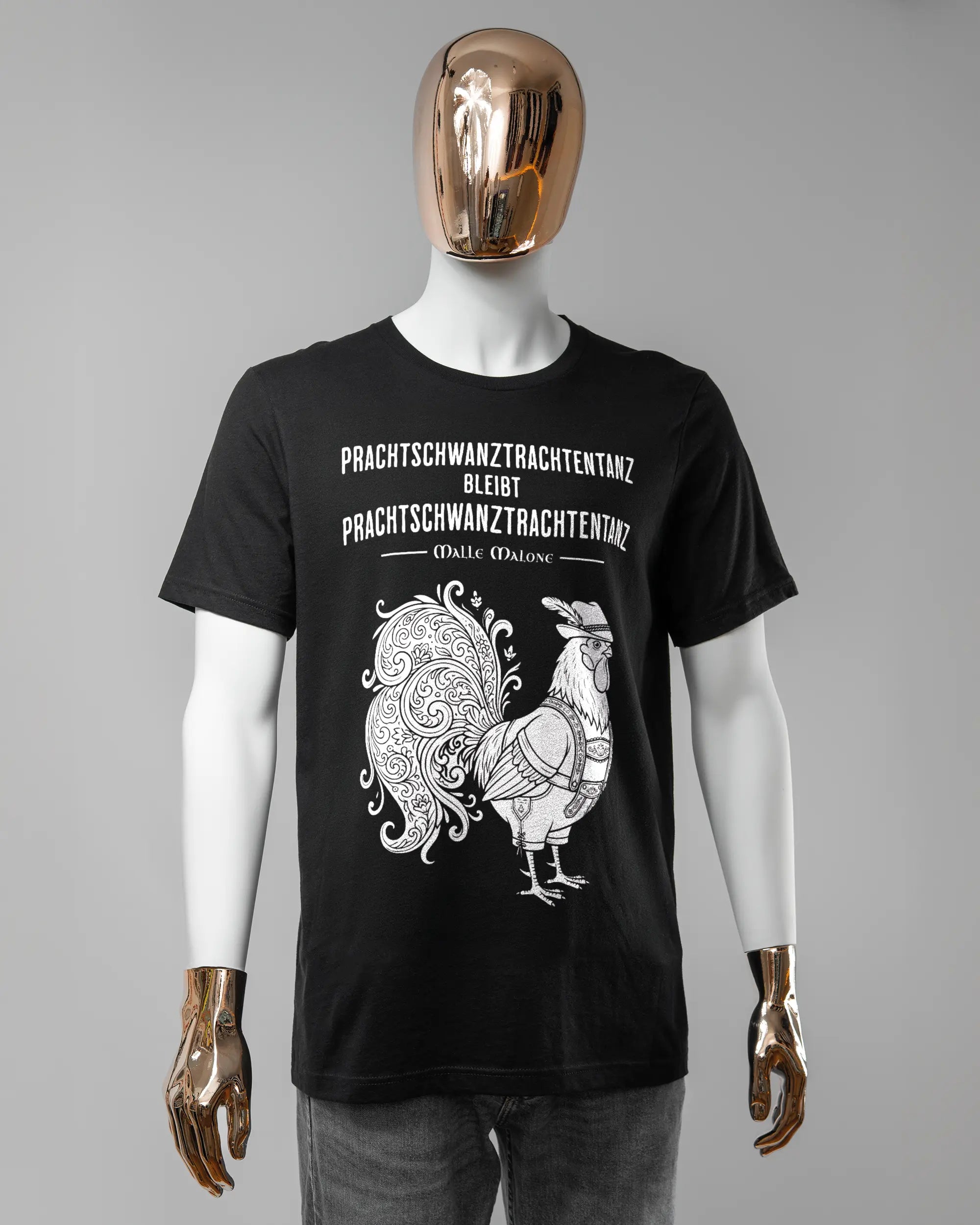 Vorderseite des Basic Unisex T-Shirt Light von Maondo mit dem Design Trachtentanz in der Farbe Black und in der Größe L getragen von einer maskulinen Puppe