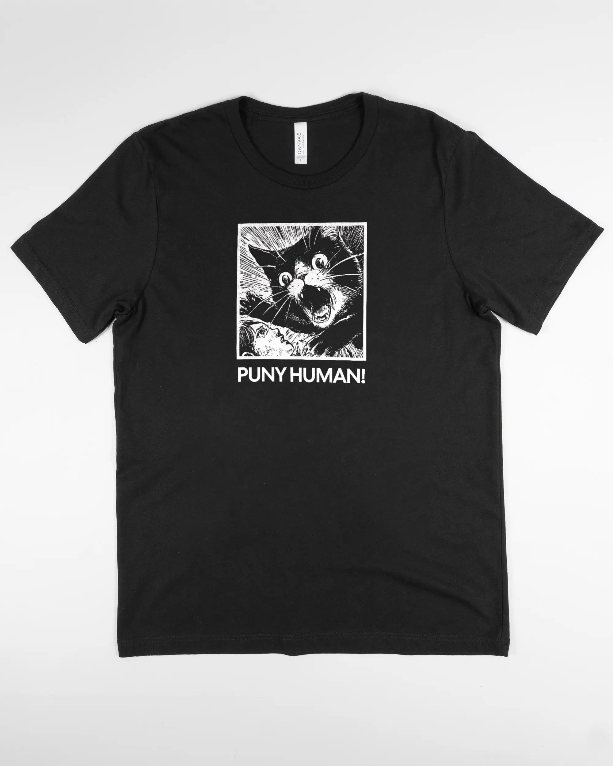 Vorderseite des Basic Unisex T-Shirt Light von Maondo mit dem Design Puny Human in der Farbe Black und in der Größe L flach auf den Boden gelegt