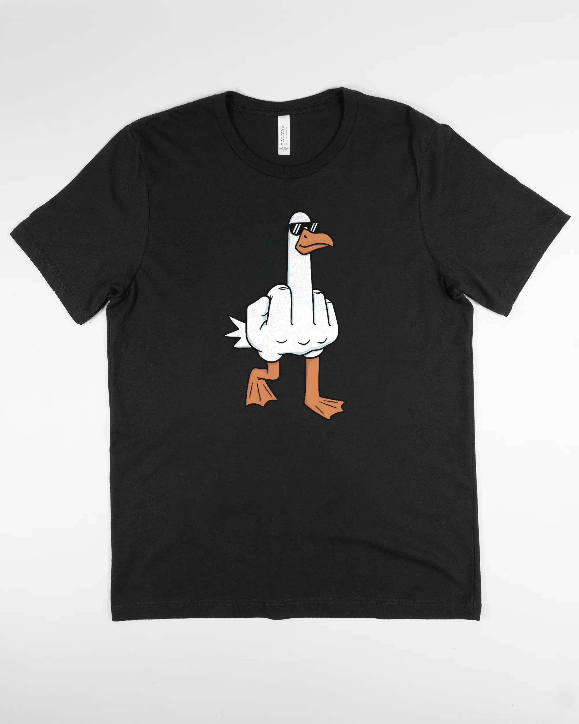 Vorderseite des Basic Unisex T-Shirt Light von Maondo mit dem Design I give a duck in der Farbe Black und in der Größe L flach auf den Boden gelegt
