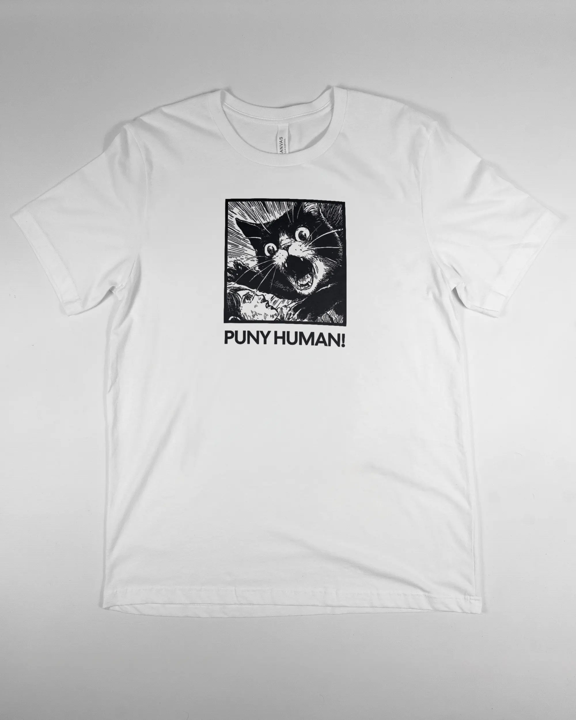 Vorderseite des Basic Unisex T-Shirt Light von Maondo mit dem Design Puny Human in der Farbe White und in der Größe L flach auf den Boden gelegt