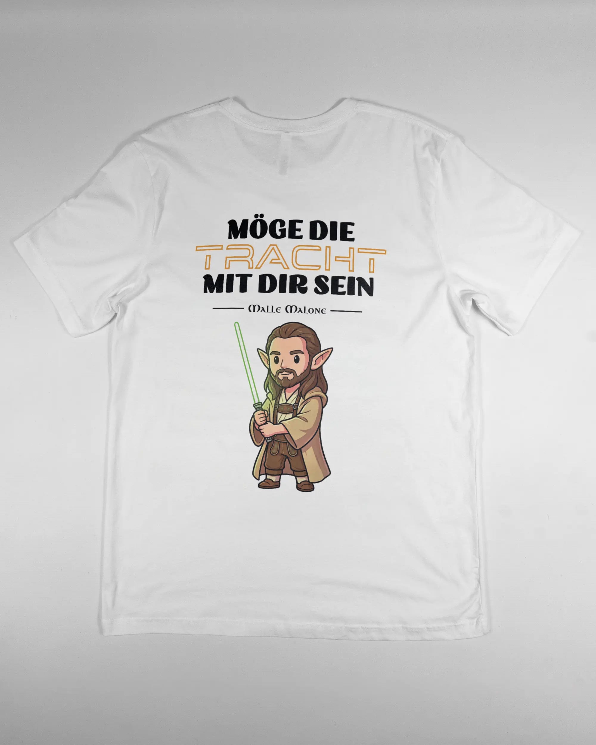 Rückseite des Basic Unisex T-Shirt Light von Maondo mit dem Design Tracht mit dir in der Farbe White und in der Größe L flach auf den Boden gelegt