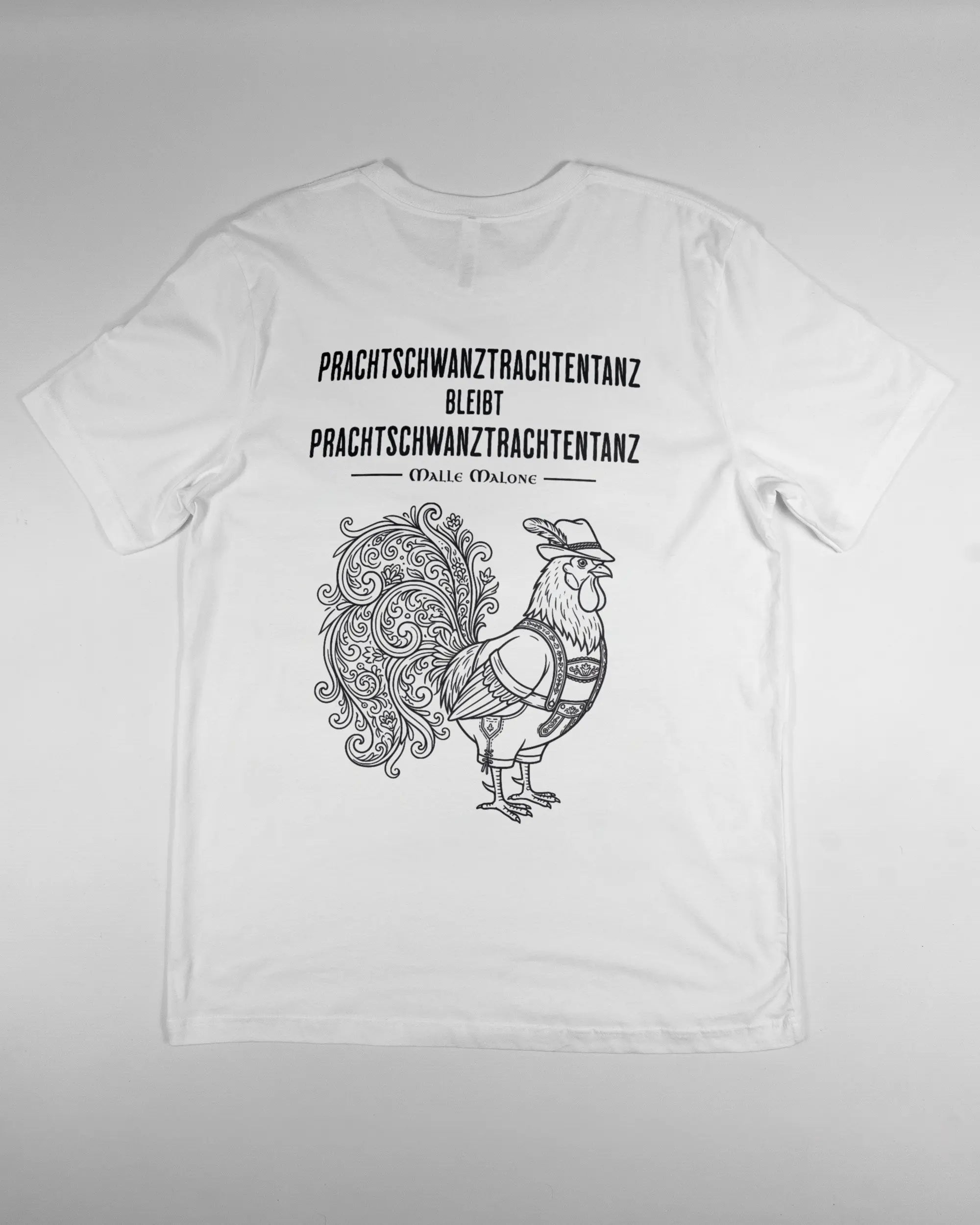 Rückseite des Basic Unisex T-Shirt Light von Maondo mit dem Design Trachtentanz in der Farbe White und in der Größe L flach auf den Boden gelegt