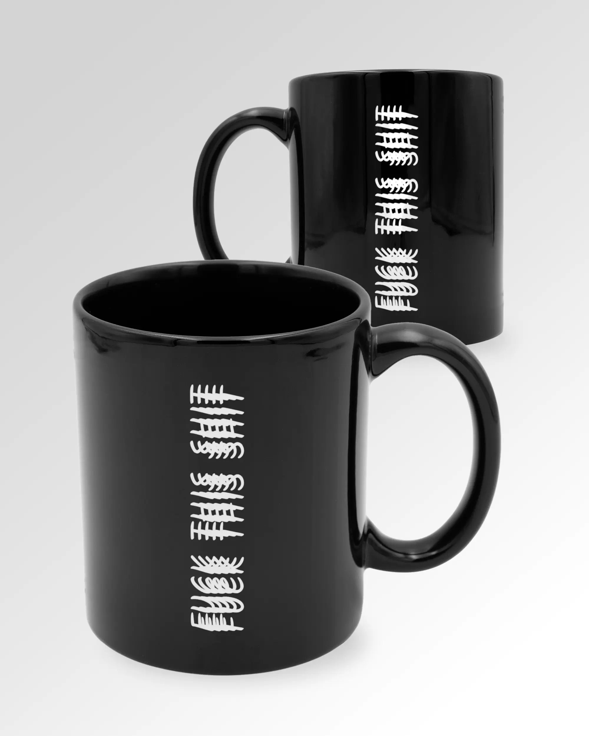 Seitenansicht der beidseitig bedruckten Keramiktasse von Maondo mit dem Design Hidden Message in der Farbe Black