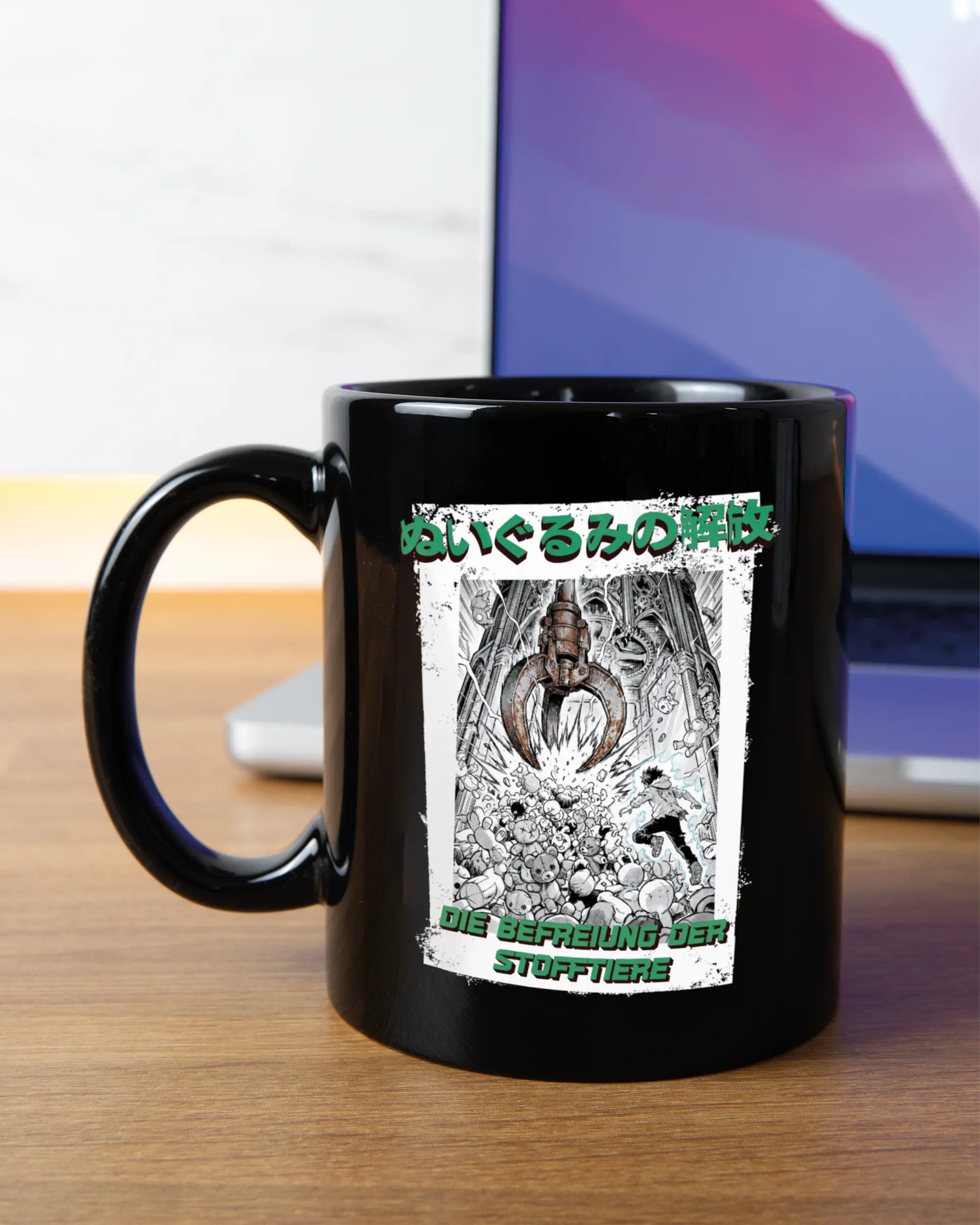 Homeoffice Aufnahme der linken Seite der beidseitig bedruckten Keramiktasse von Maondo mit dem Design Save 1 Stofftier in der Farbe Black