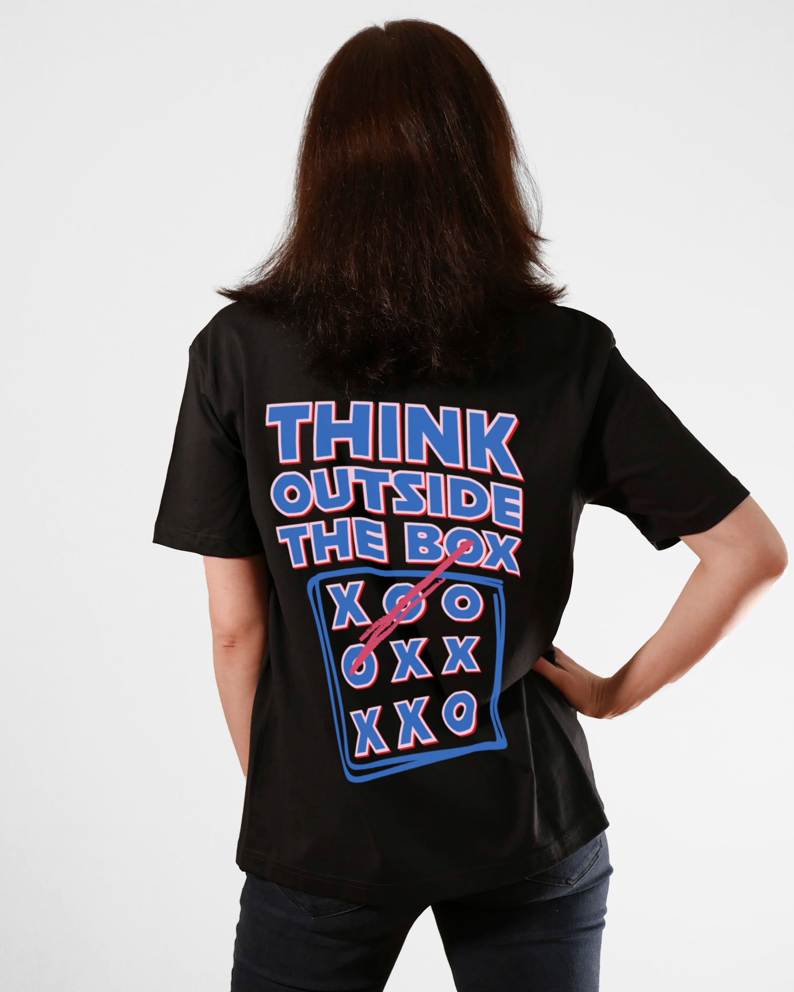 Think outside the box | 3-Style T-Shirt