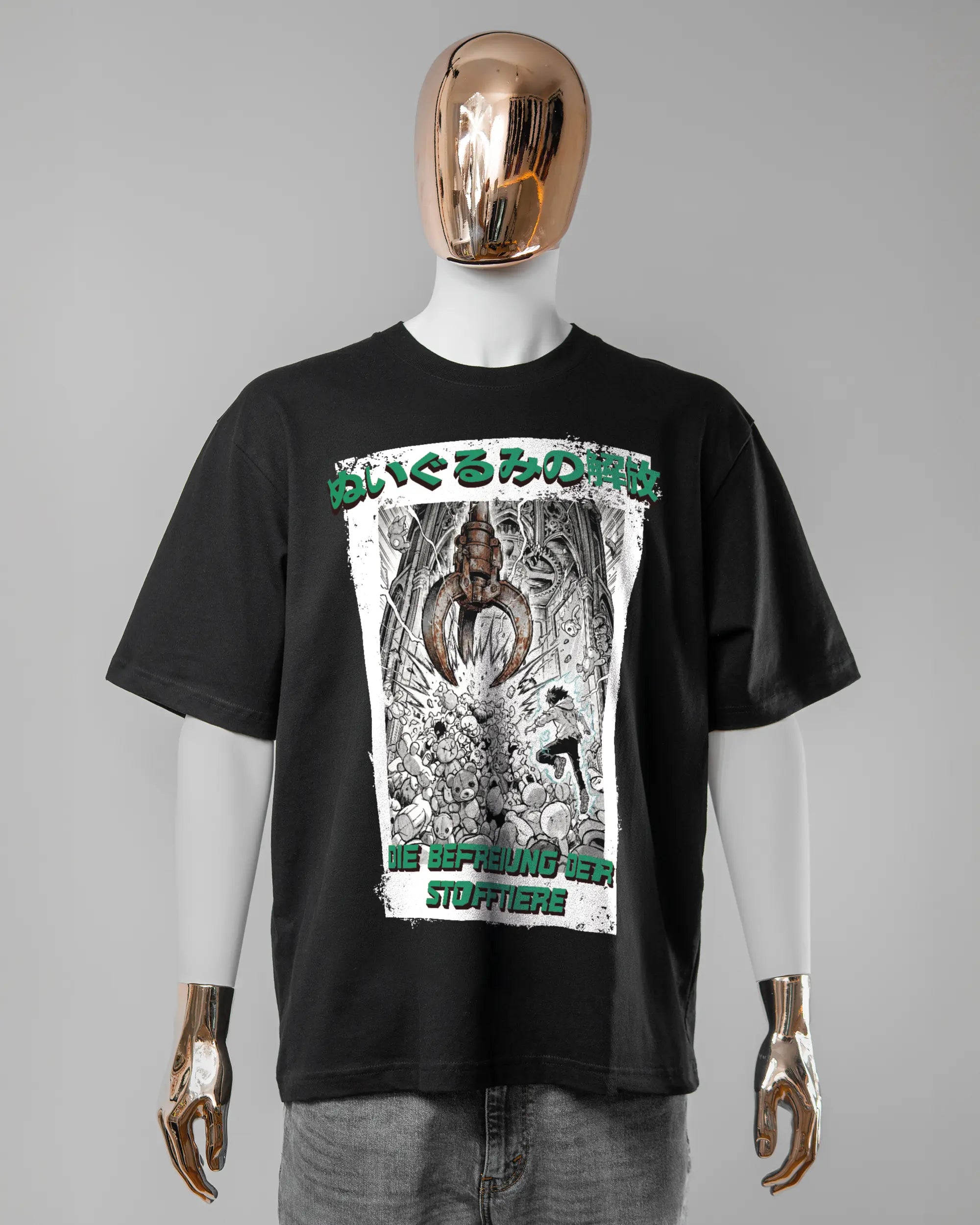 Vorderseite des Basic Unisex T-Shirt Oversized von Maondo mit dem Design Save 1 Stofftier in der Farbe Black und in der Größe L getragen von einer maskulinen Puppe