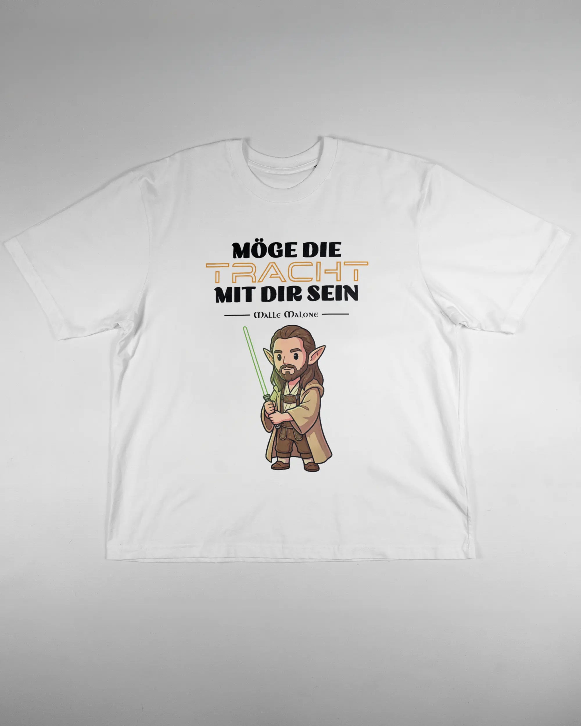 Vorderseite des Basic Unisex T-Shirt Oversized von Maondo mit dem Design Tracht mit dir in der Farbe White und in der Größe L flach auf den Boden gelegt