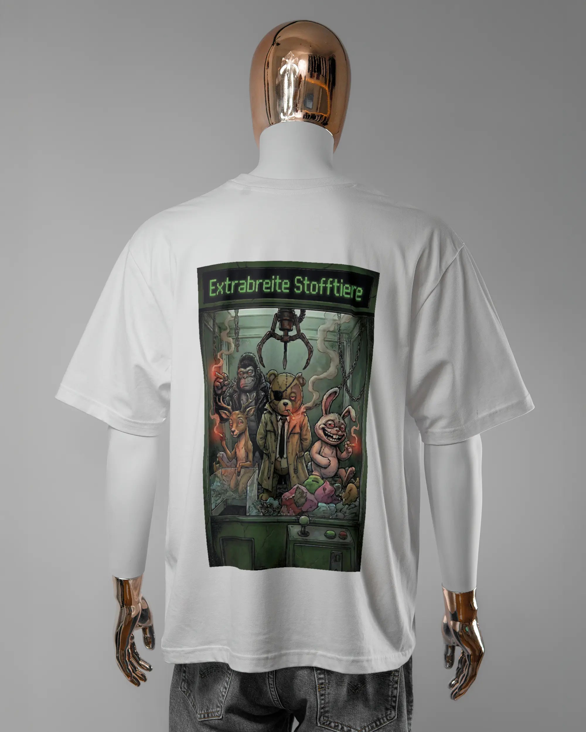 Rückseite des Basic Unisex T-Shirt Oversized von Maondo mit dem Design Extrabreit in der Farbe White und in der Größe L getragen von einer maskulinen Puppe