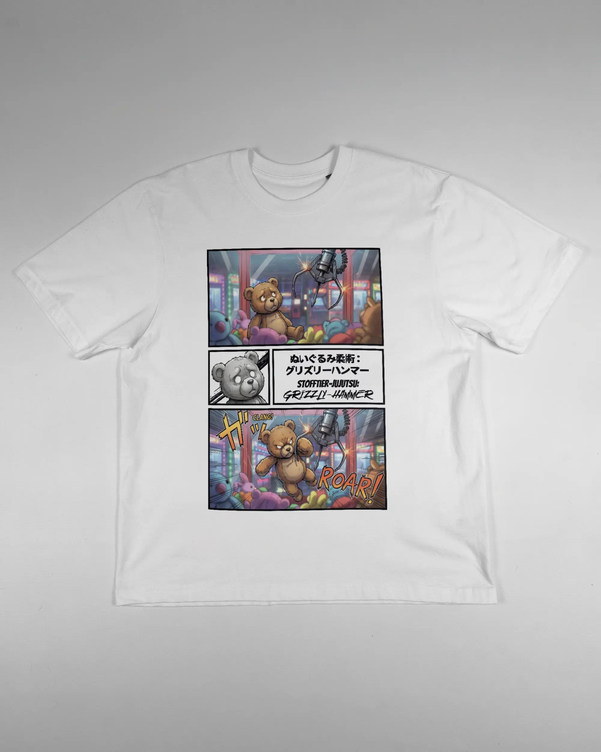 Vorderseite des Basic Unisex T-Shirt Oversized von Maondo mit dem Design Manga Stoff in der Farbe White und in der Größe S flach auf den Boden gelegt