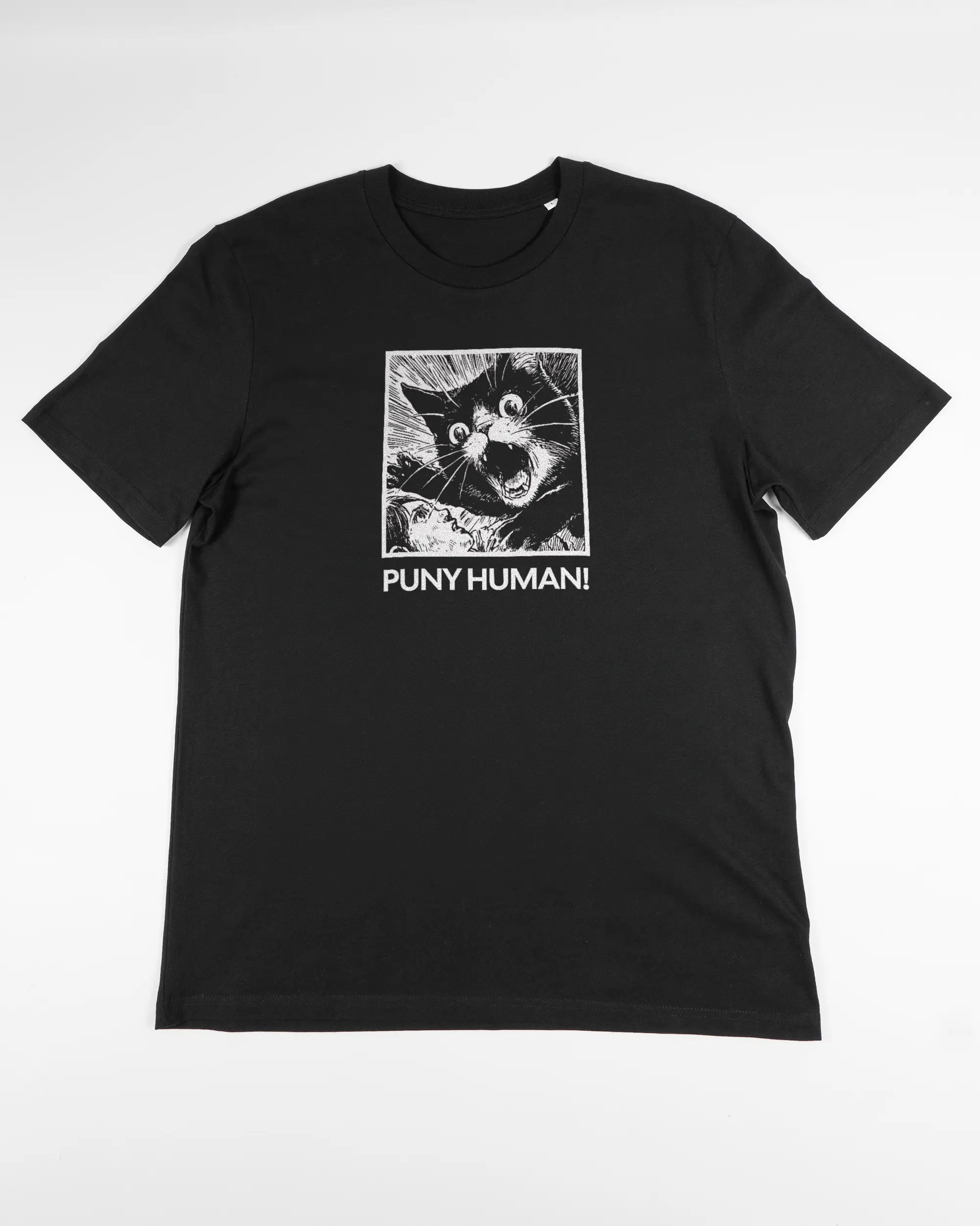 Vorderseite des Organic Unisex T-Shirt Casual von Maondo mit dem Design Puny Human in der Farbe Black und in der Größe L flach auf den Boden gelegt