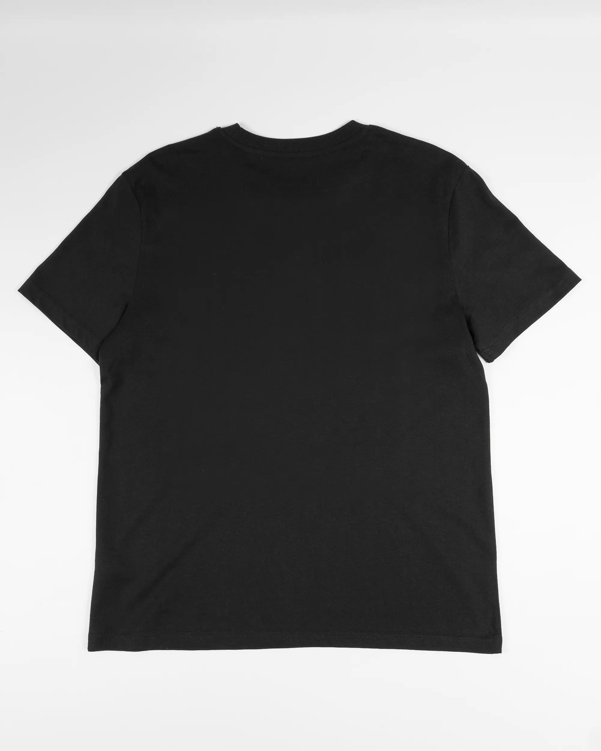 Rückseite des Organic Unisex T-Shirt Casual von Maondo ohne Motiv in der Farbe Black und in der Größe S flach auf den Boden gelegt