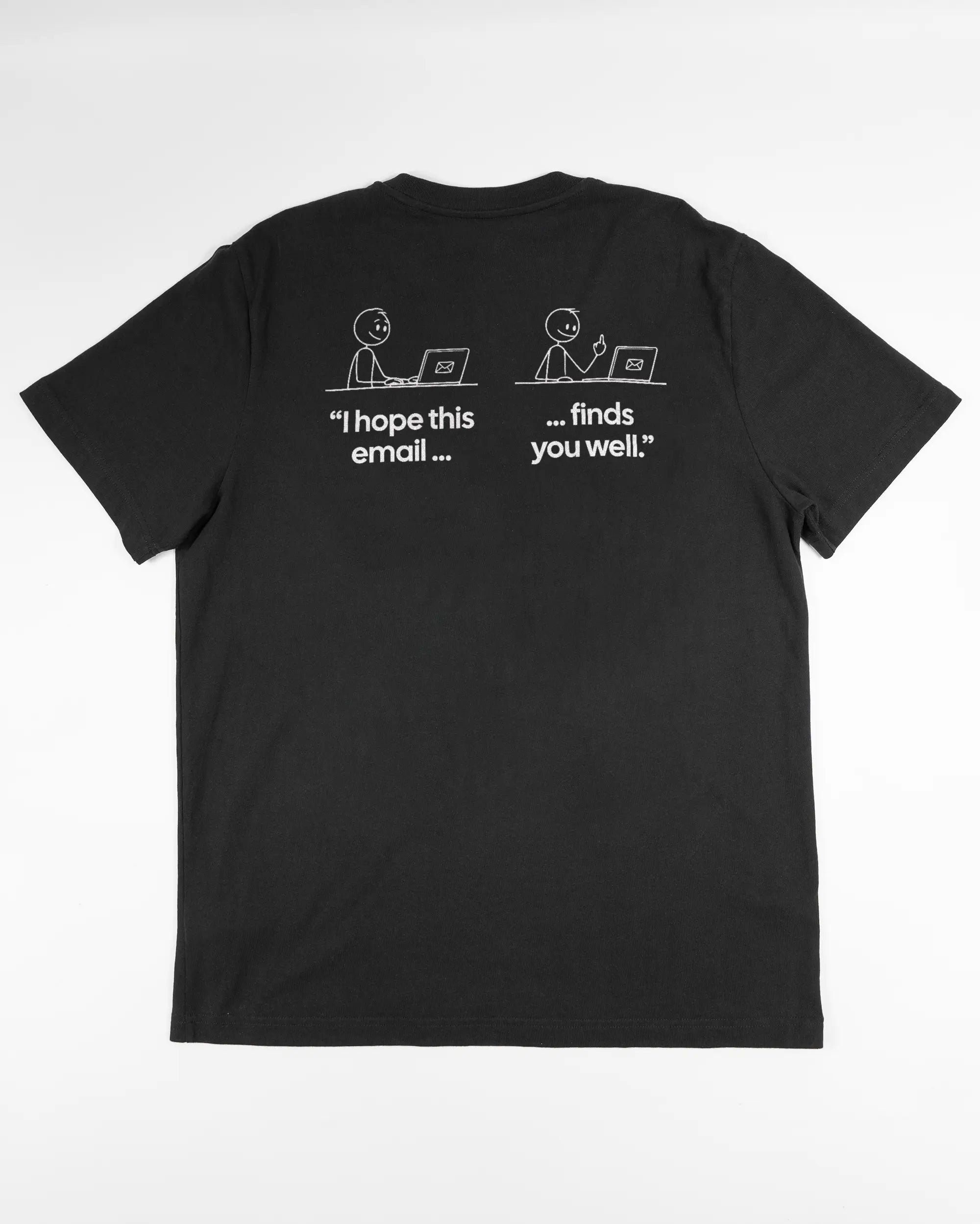 Rückseite des Organic Unisex T-Shirt Relaxed von Maondo mit dem Design Found me not well in der Farbe Black und in der Größe L flach auf den Boden gelegt