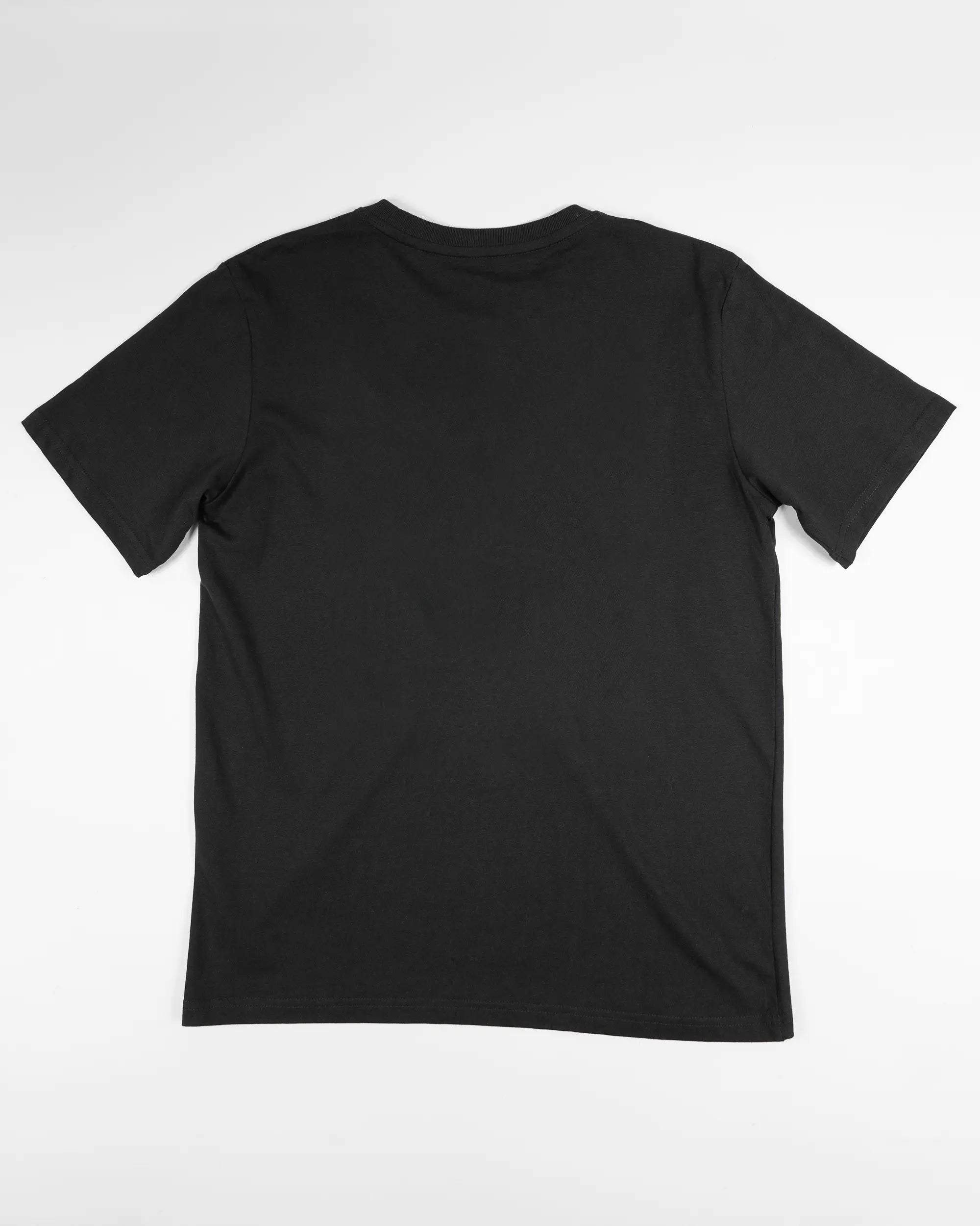 Rückseite des Organic Unisex T-Shirt Relaxed von Maondo ohne Motiv in der Farbe Black und in der Größe S flach auf den Boden gelegt