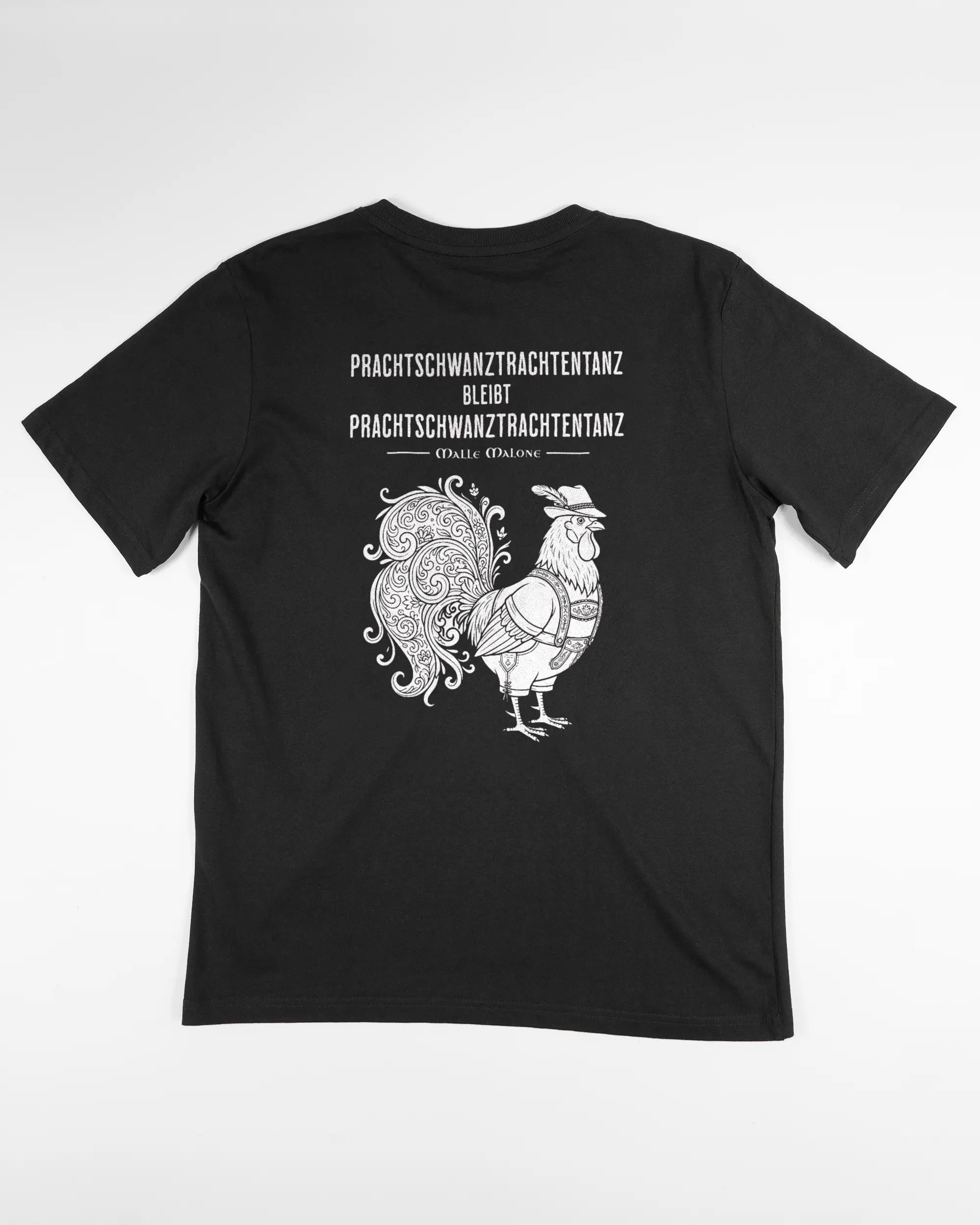 Rückseite des Organic Unisex T-Shirt Relaxed von Maondo mit dem Design Trachtentanz in der Farbe Black und in der Größe S flach auf den Boden gelegt