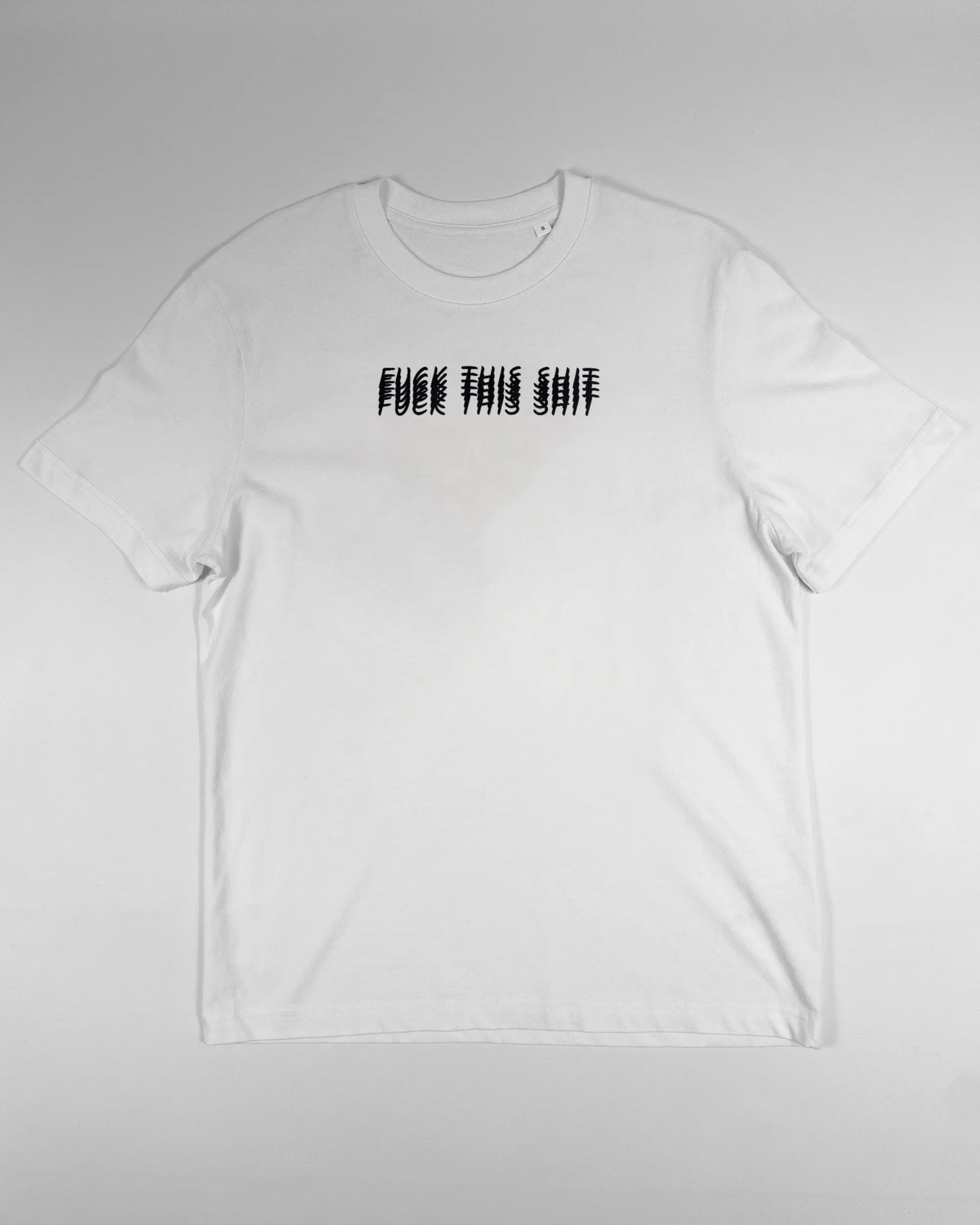 Vorderseite des Organic Unisex T-Shirt Relaxed von Maondo mit dem Design Hidden Message in der Farbe White und in der Größe S flach auf den Boden gelegt