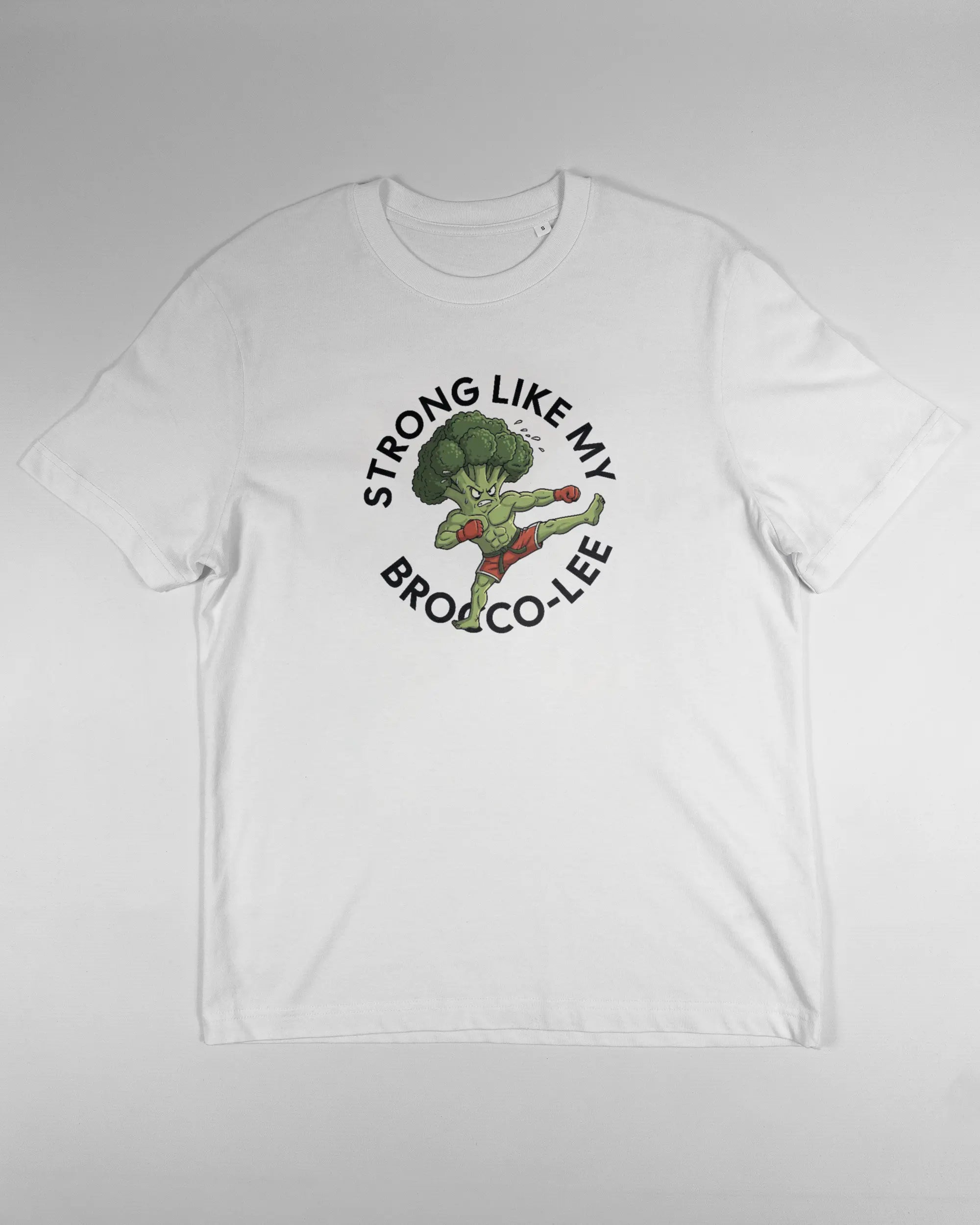 Vorderseite des Organic Unisex T-Shirt Relaxed von Maondo mit dem Design Brocco-Lee in der Farbe White und in der Größe S flach auf den Boden gelegt