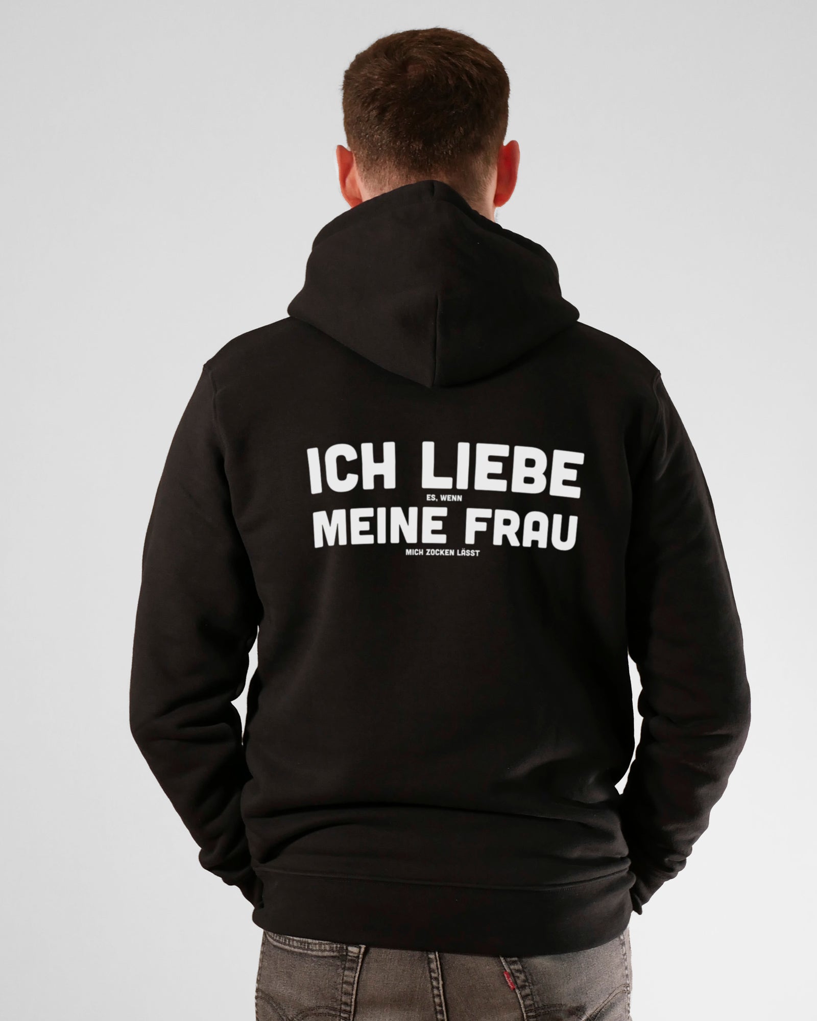 Ich liebe es, wenn meine Frau mich zocken lässt | 3-Style Hoodie