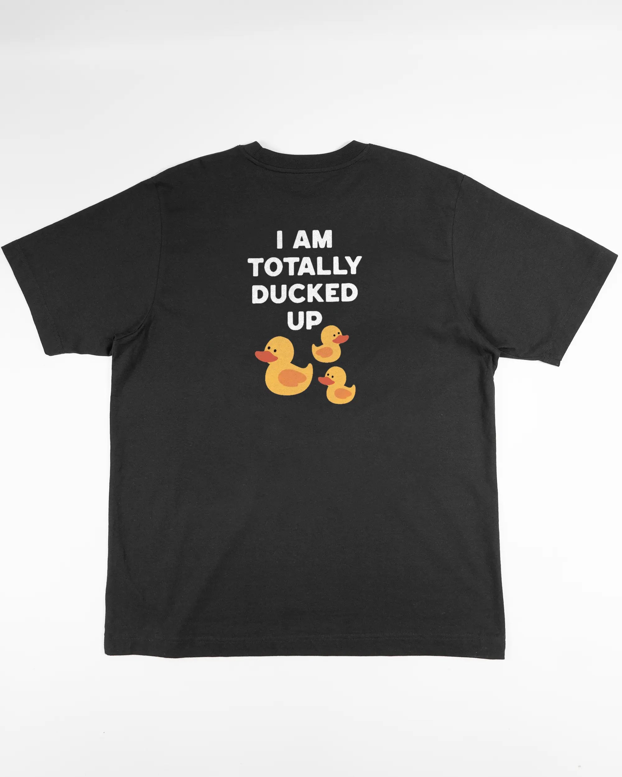 Rückseite des Organic Unisex T-Shirt Heavy Oversized von Maondo mit dem Design Ducked Up in der Farbe Black und in der Größe L flach auf den Boden gelegt