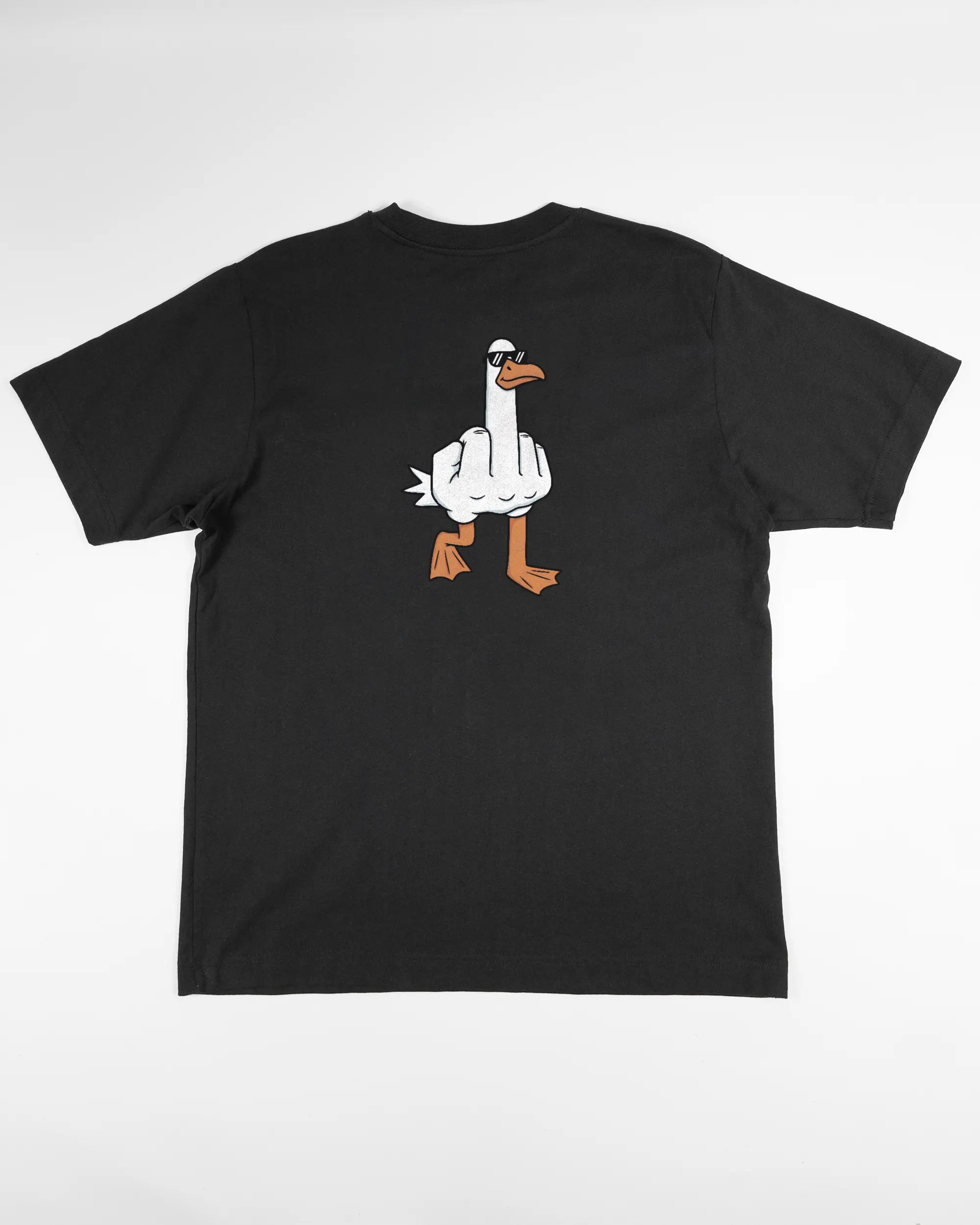 Rückseite des Organic Unisex T-Shirt Heavy Oversized von Maondo mit dem Design I give a duck in der Farbe Black und in der Größe S flach auf den Boden gelegt