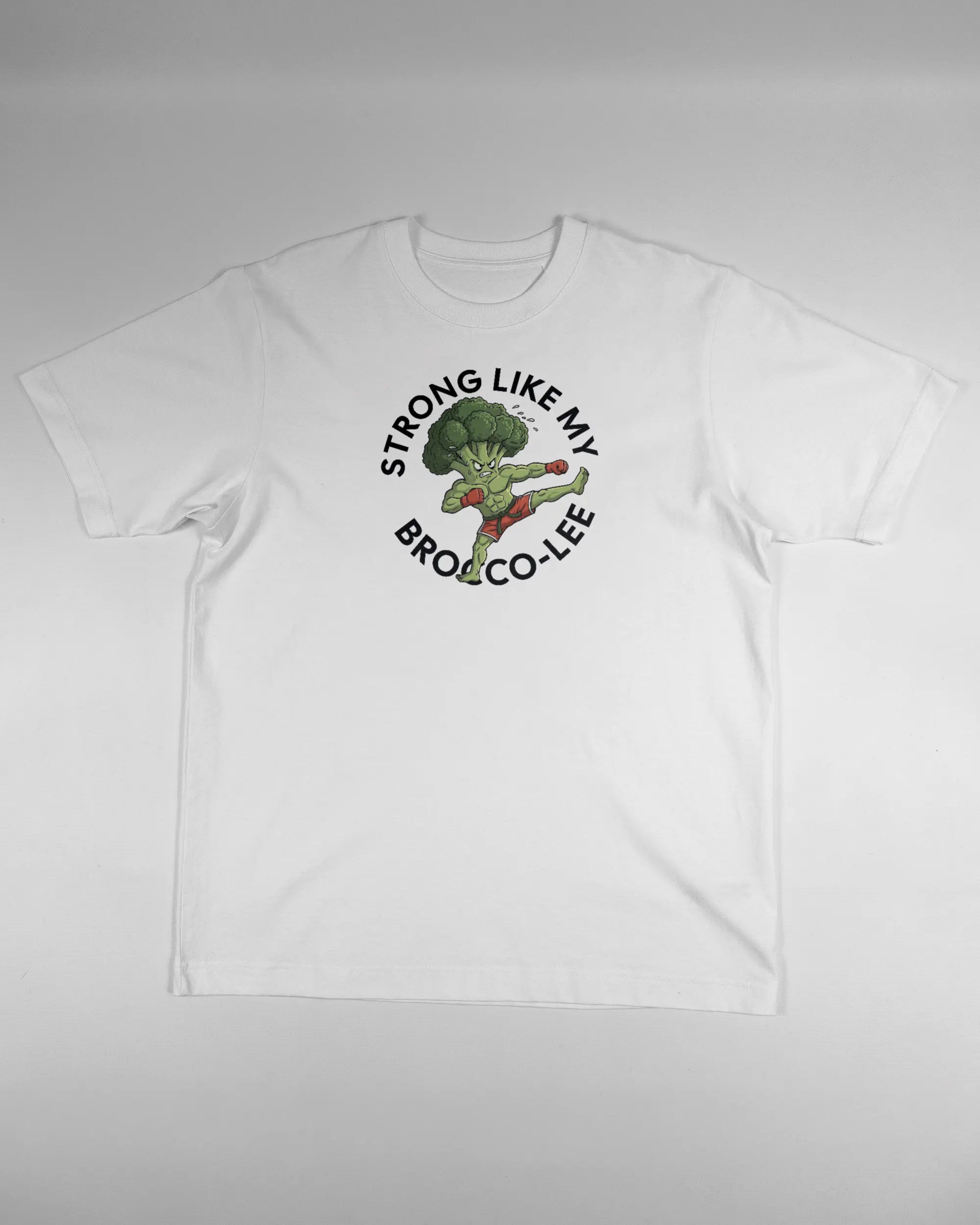 Vorderseite des Organic Unisex T-Shirt Heavy Oversized von Maondo mit dem Design Brocco-Lee in der Farbe White und in der Größe S flach auf den Boden gelegt