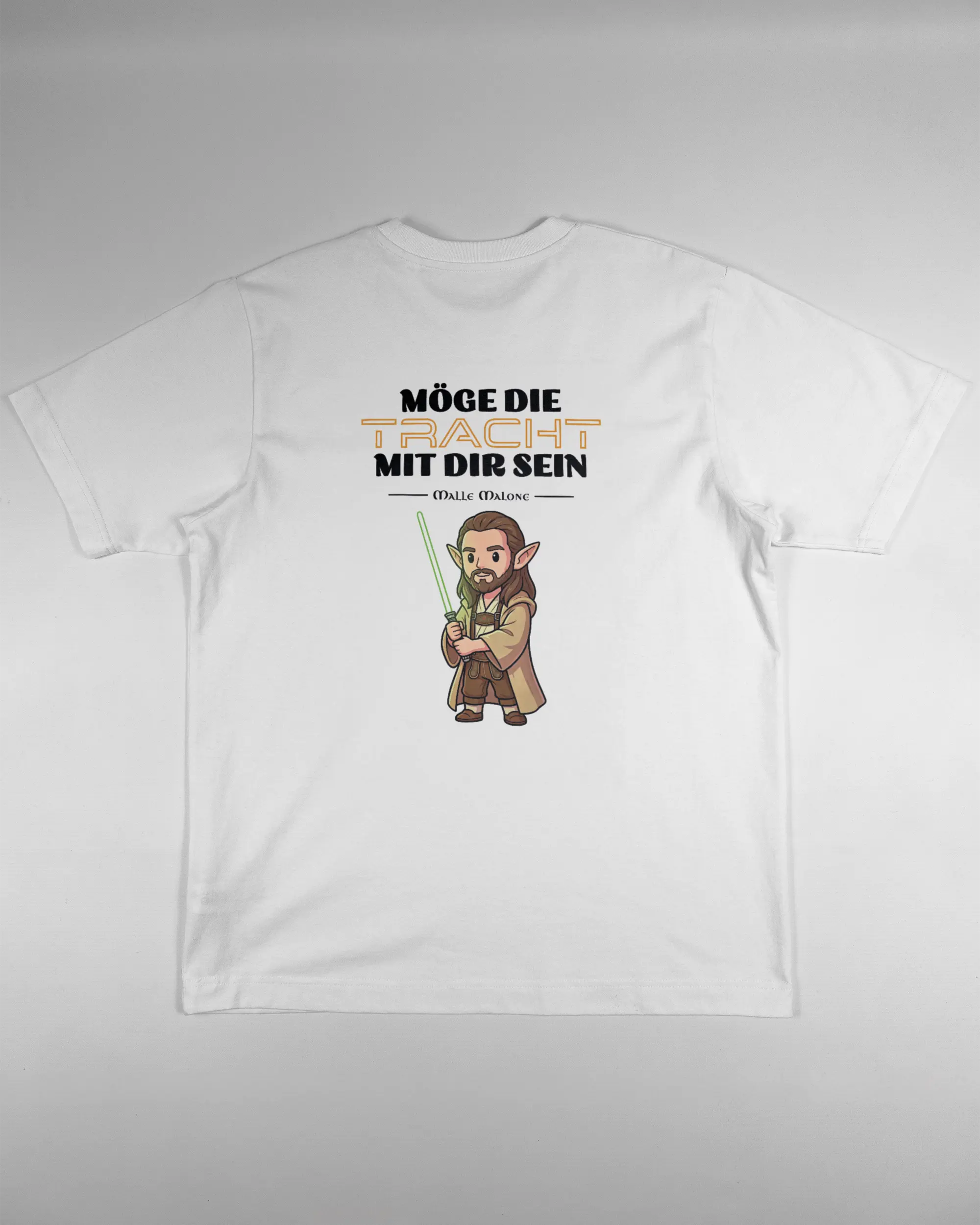 Rückseite des Organic Unisex T-Shirt Heavy Oversized von Maondo mit dem Design Tracht mit dir in der Farbe White und in der Größe S flach auf den Boden gelegt
