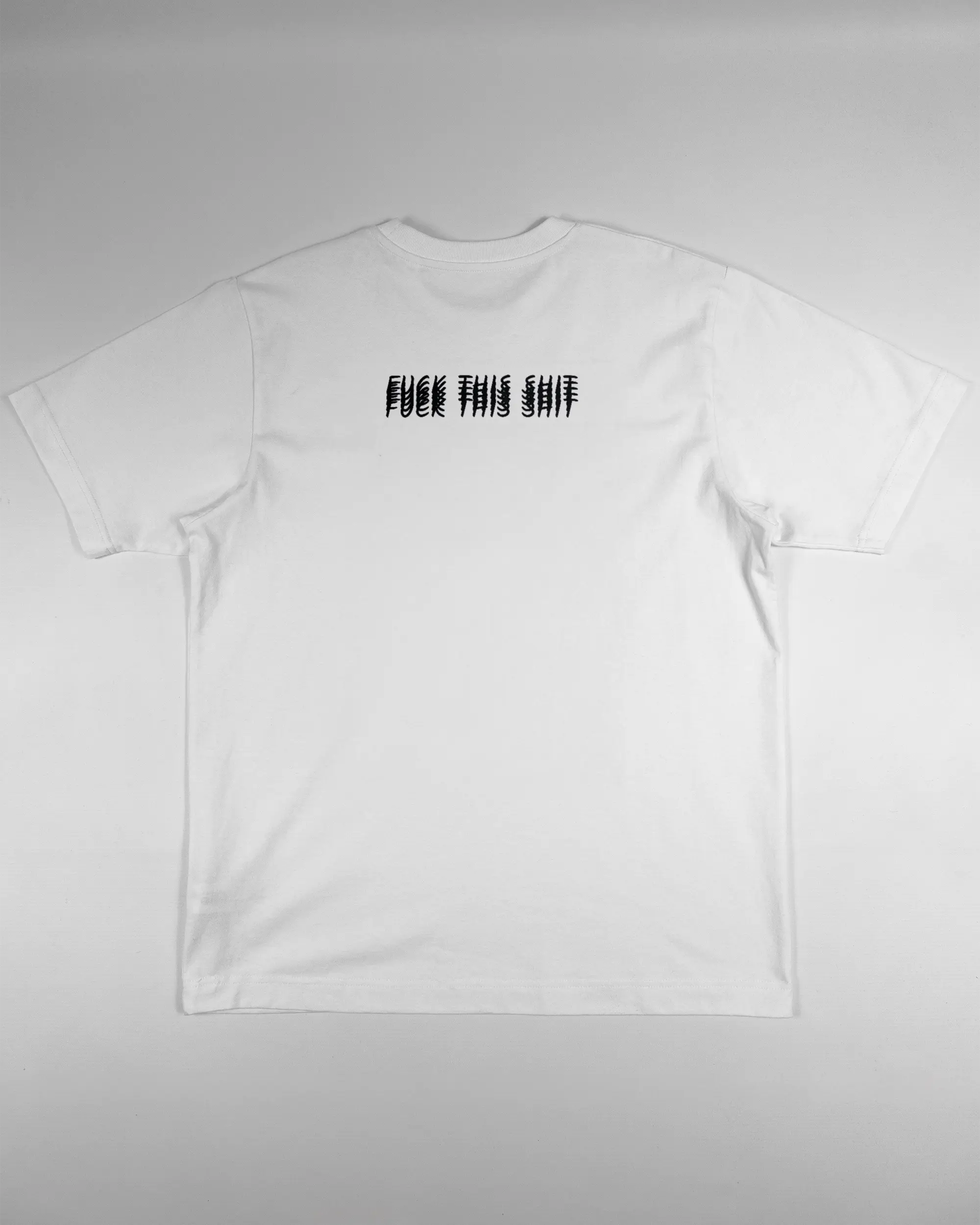 Rückseite des Organic Unisex T-Shirt Heavy Oversized von Maondo mit dem Design Hidden Message in der Farbe White und in der Größe S flach auf den Boden gelegt