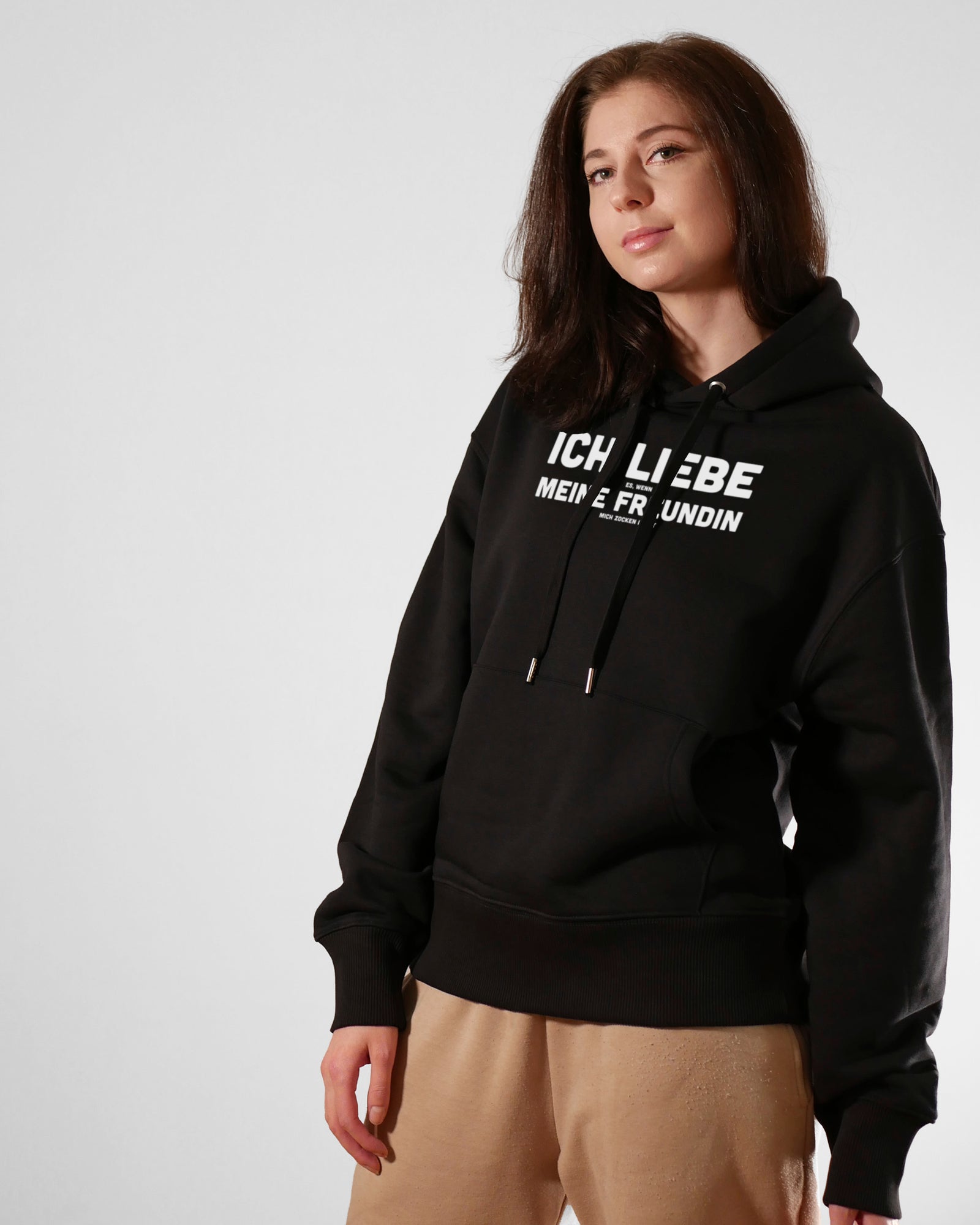 Ich liebe es, wenn meine Freundin mich zocken lässt | 3-Style Hoodie