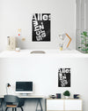 Zimmeransicht des Poster Plate Designs Alles Schwarz im Metallic Style in der Größe Main (40 x 60 cm)