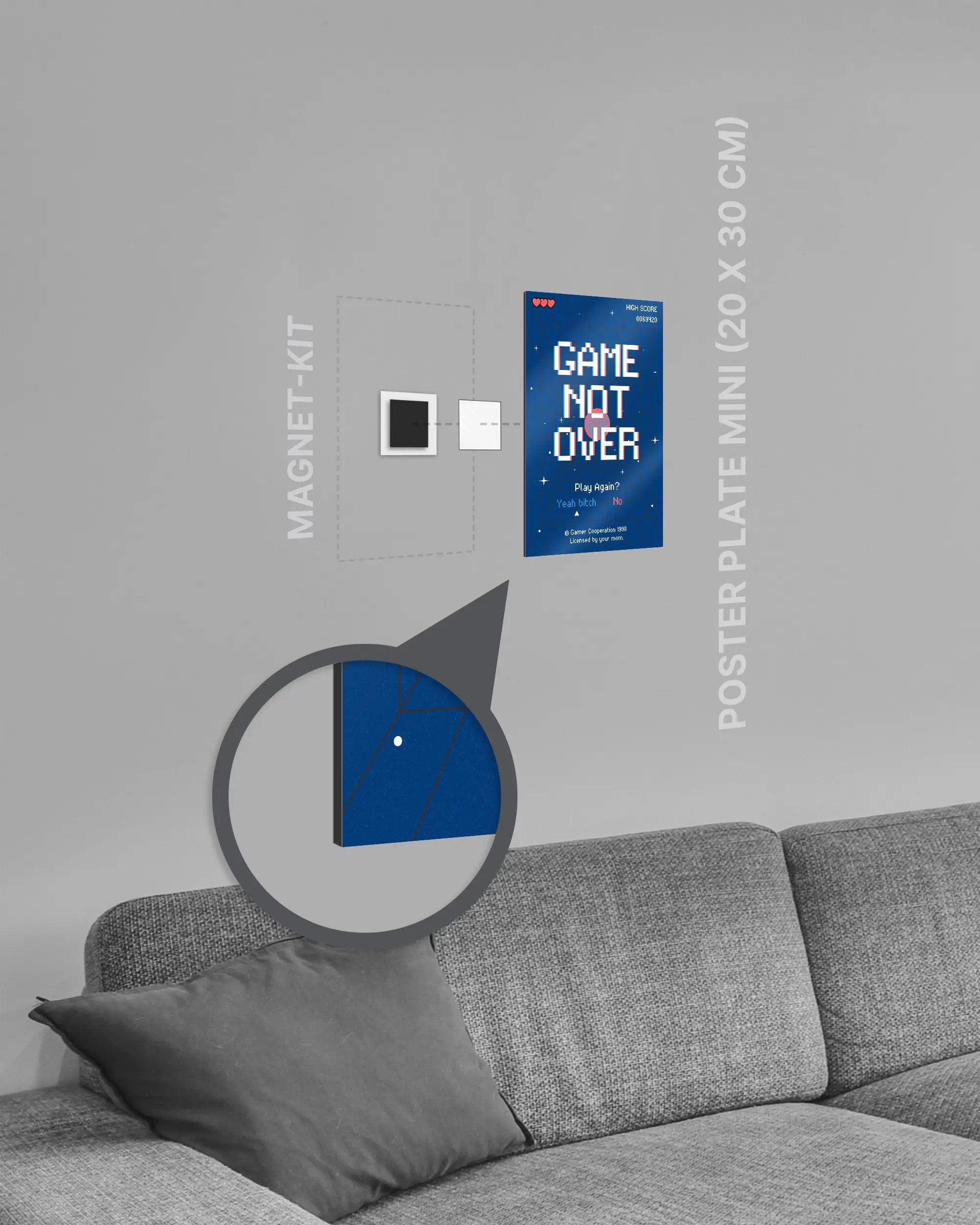 Magnet-Kit Seitenansicht des Poster Plate Designs Game not over im Metallic Style in der Größe Mini (20 x 30 cm)